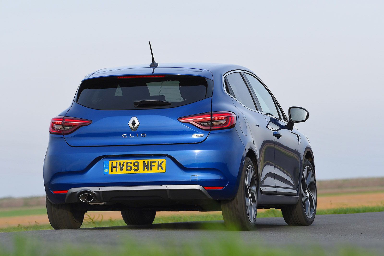 Used Renault Clio 2019-present rear cornering