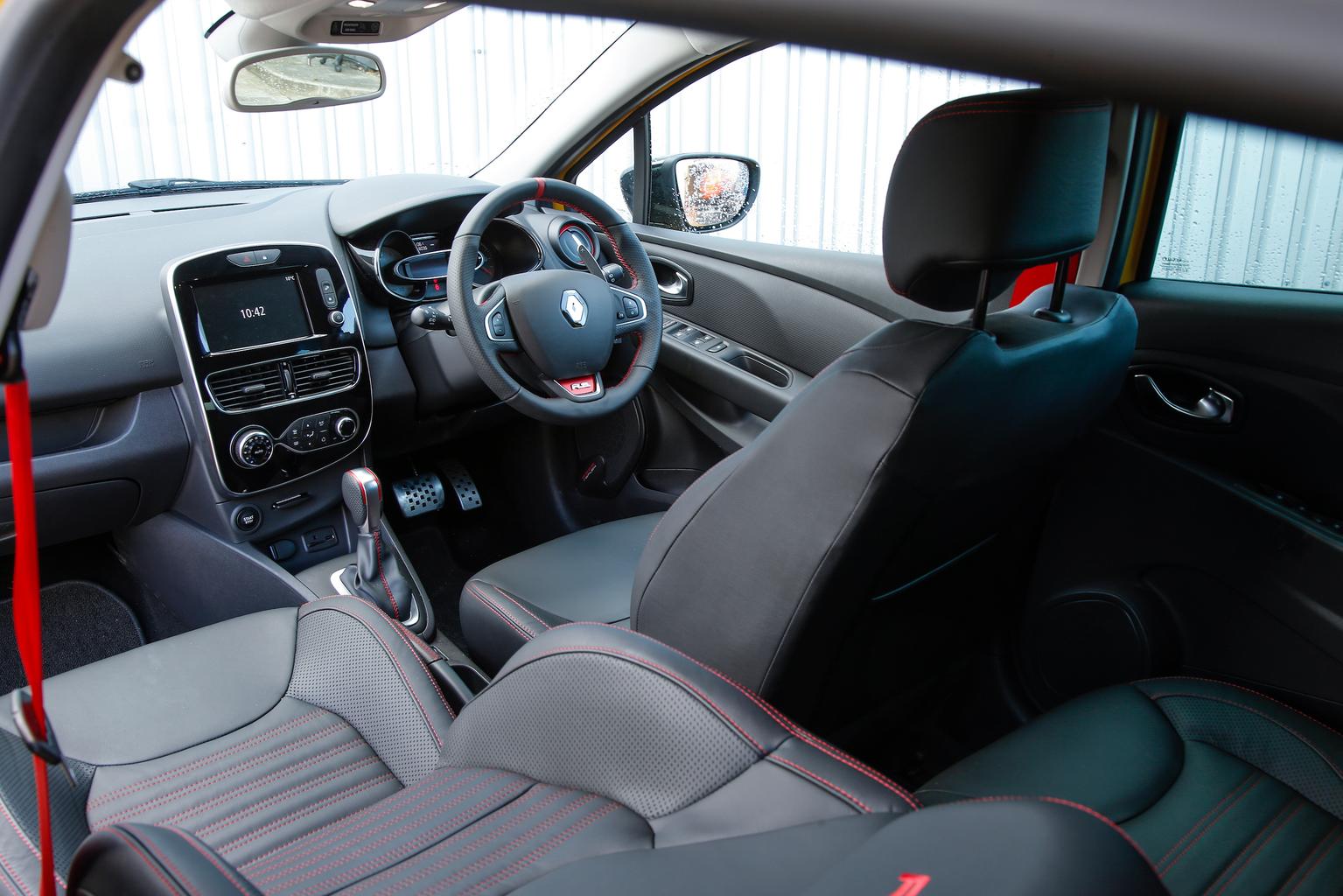 Used Renault Clio RS 200 2013-2019 interior