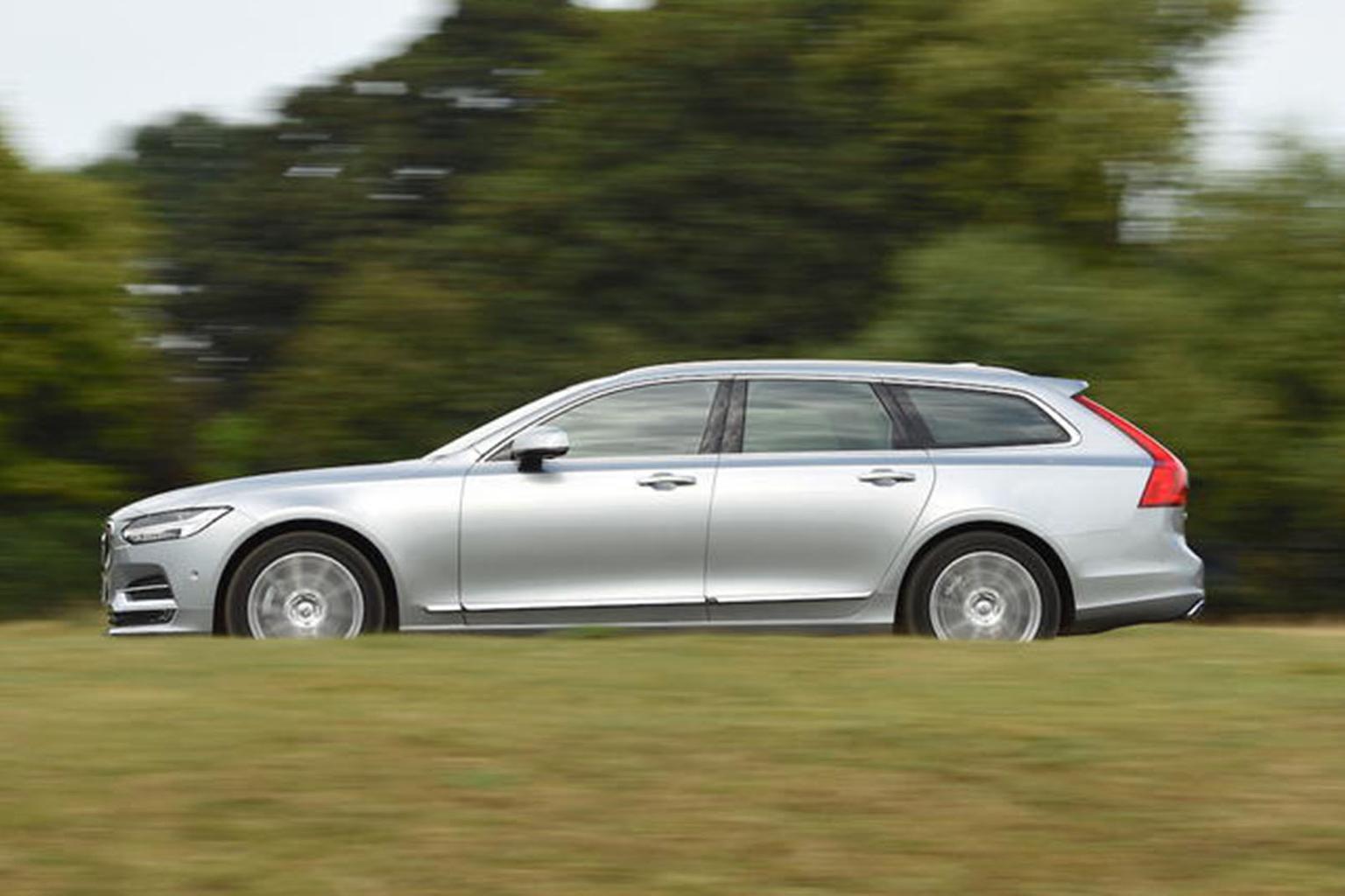 Used Volvo V90 16-present side