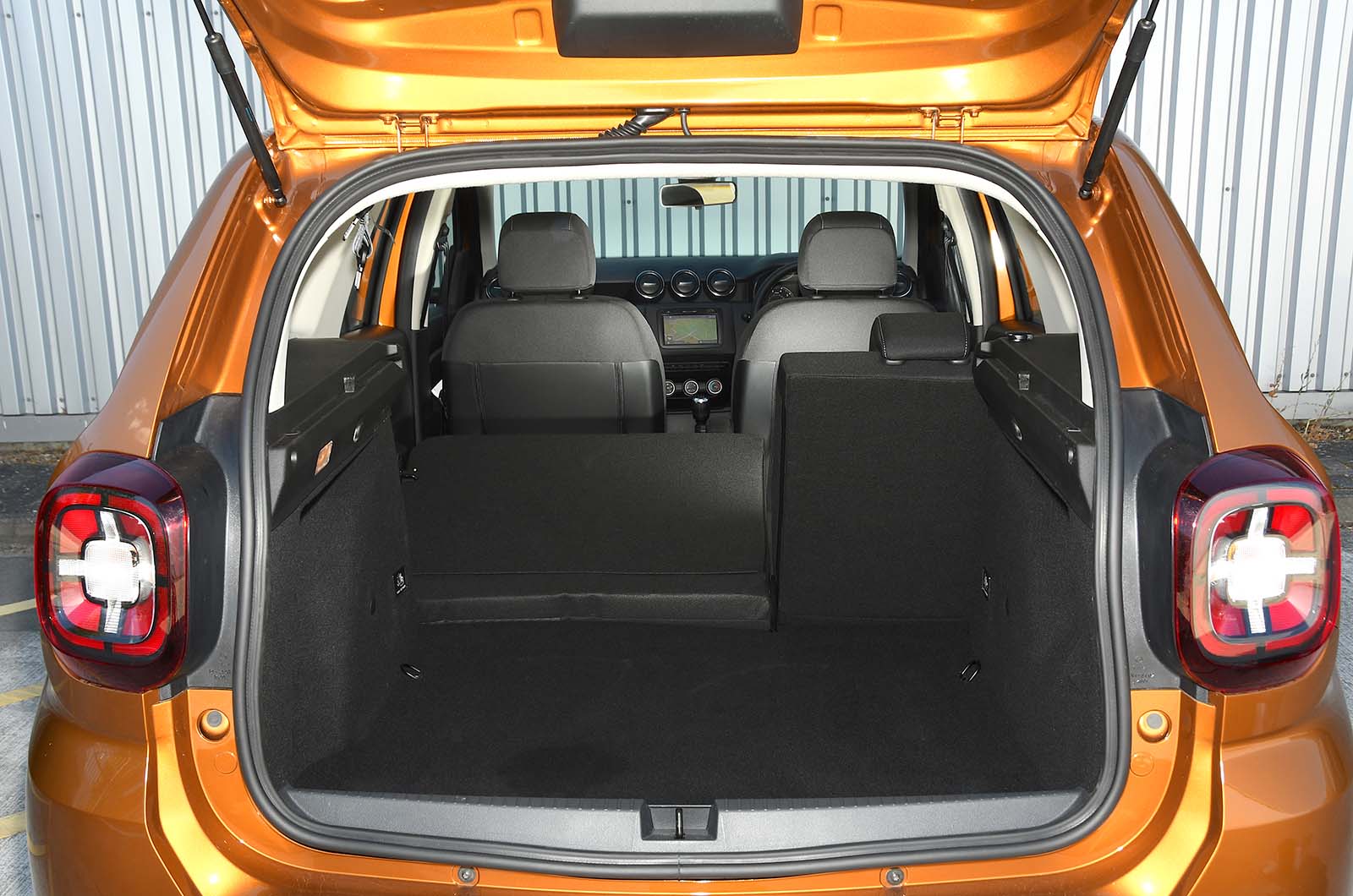 Used Dacia Duster 2018-2024 boot seats folded