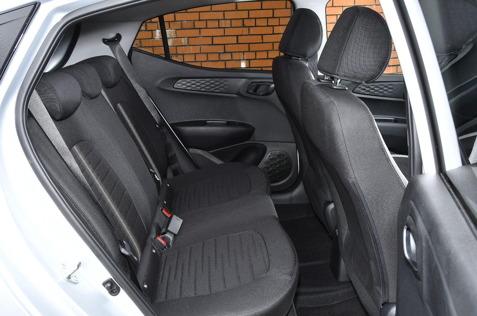 Used Hyundai i10 2020-present back seats