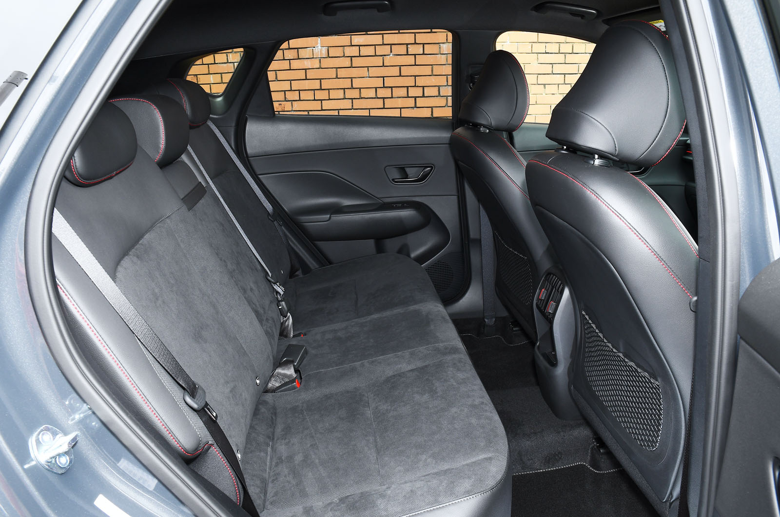 Used Hyundai Kona 2023-present back seats