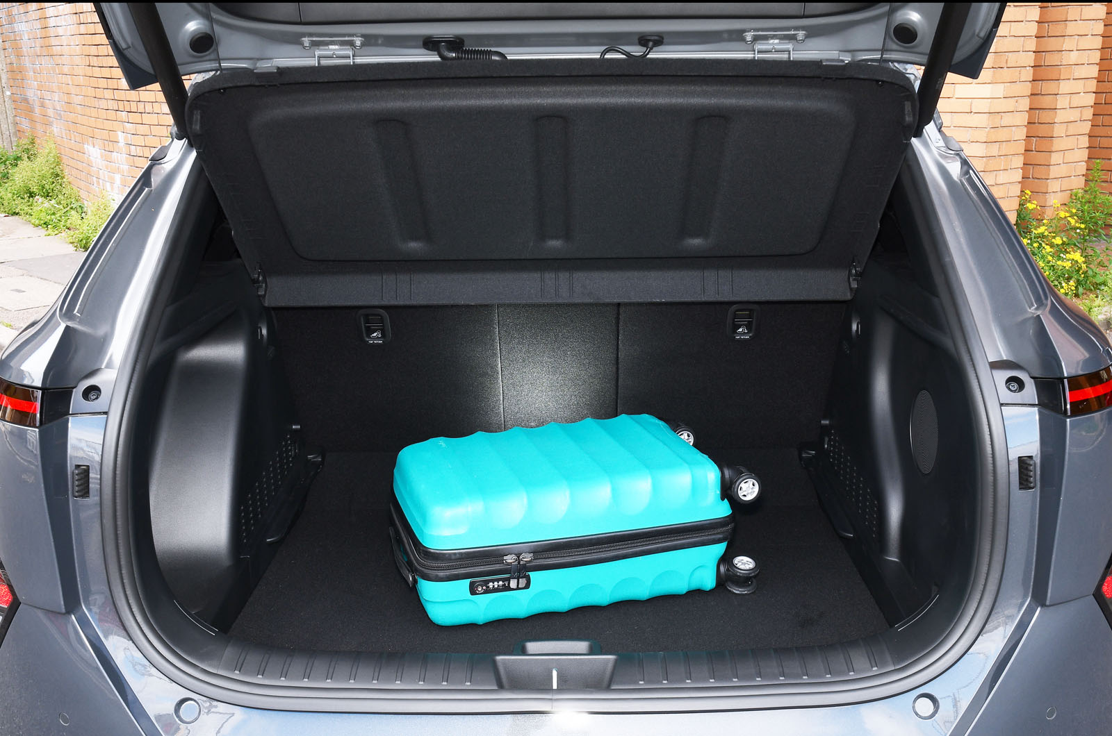 Used Hyundai Kona 2023-present boot