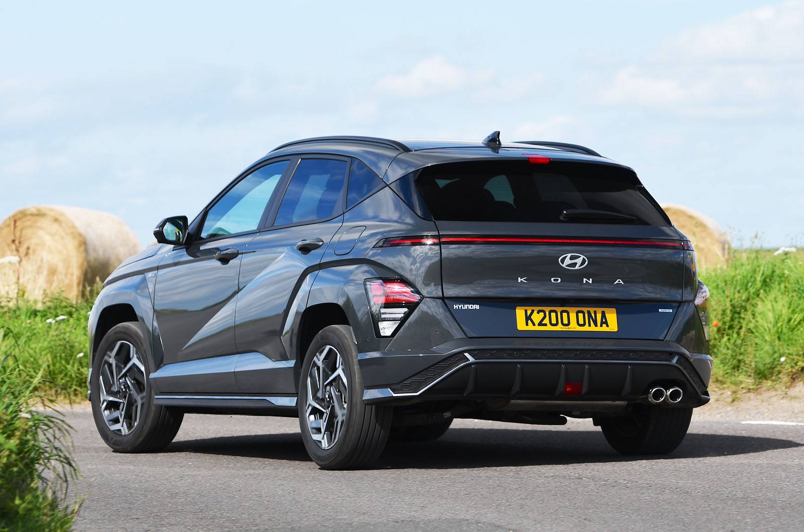 Used Hyundai Kona 2023-present rear cornering grey