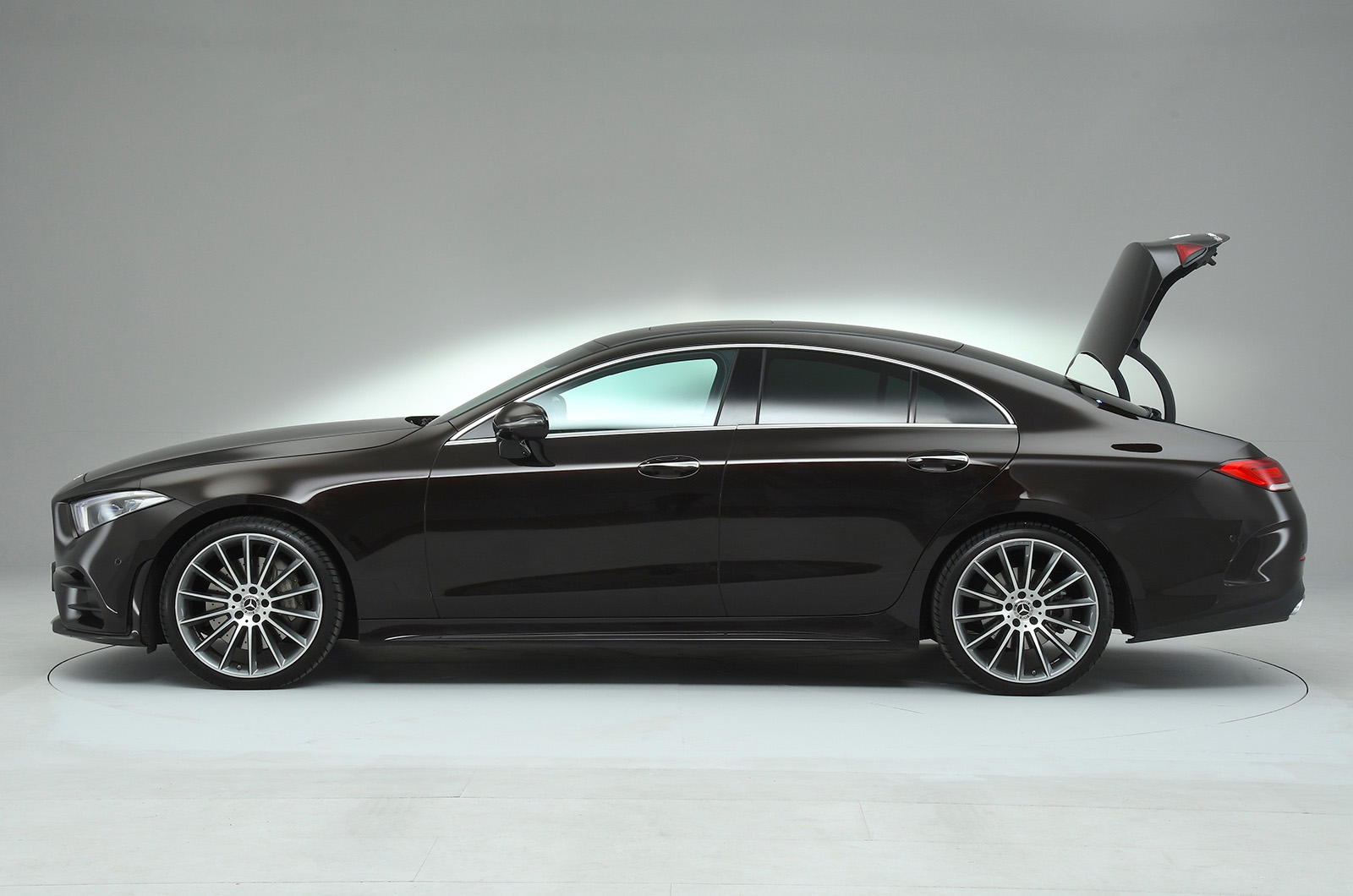Used Mercedes CLS 2018-2023 side static boot open