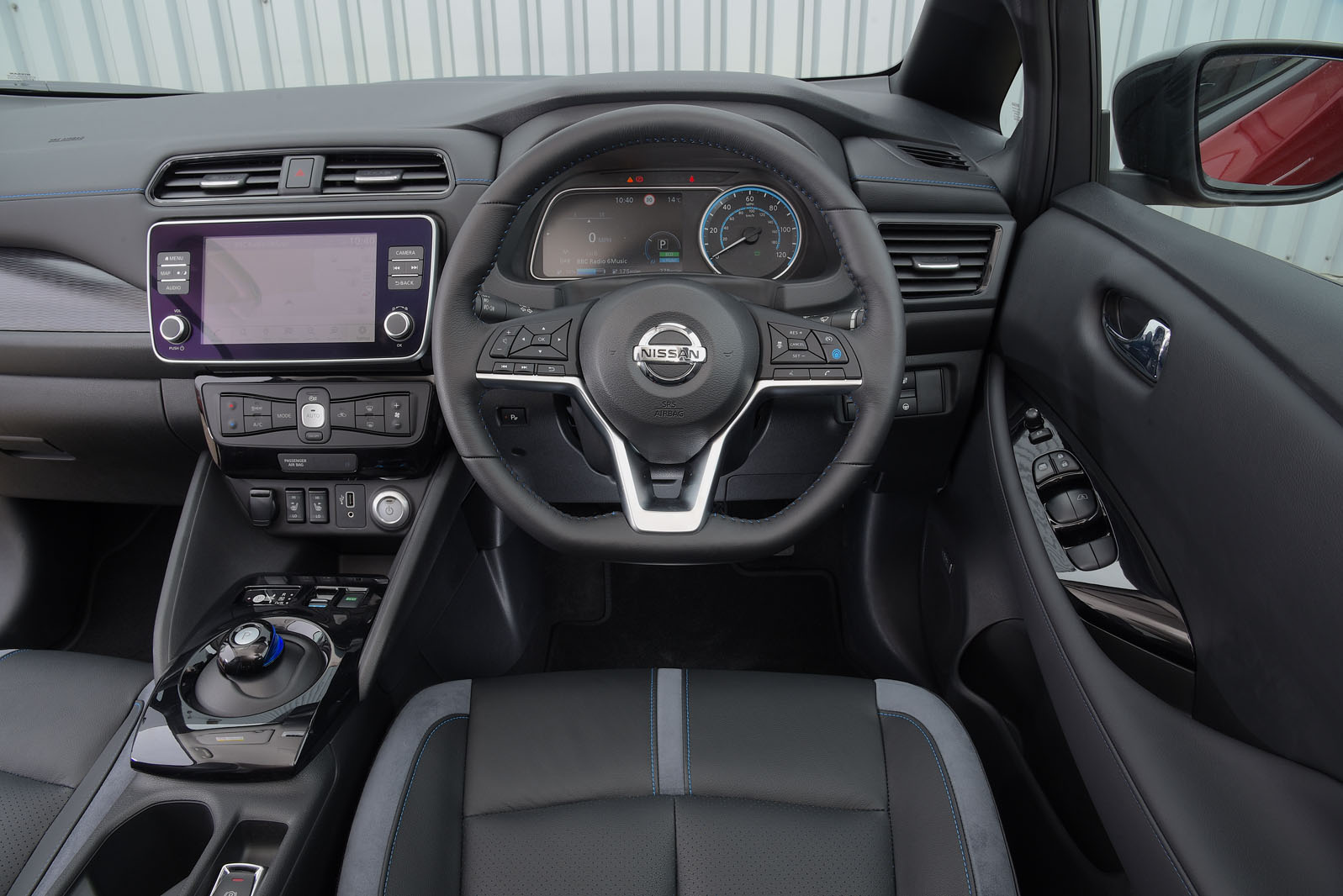 Used Nissan Leaf 2018-2024 interior dashboard