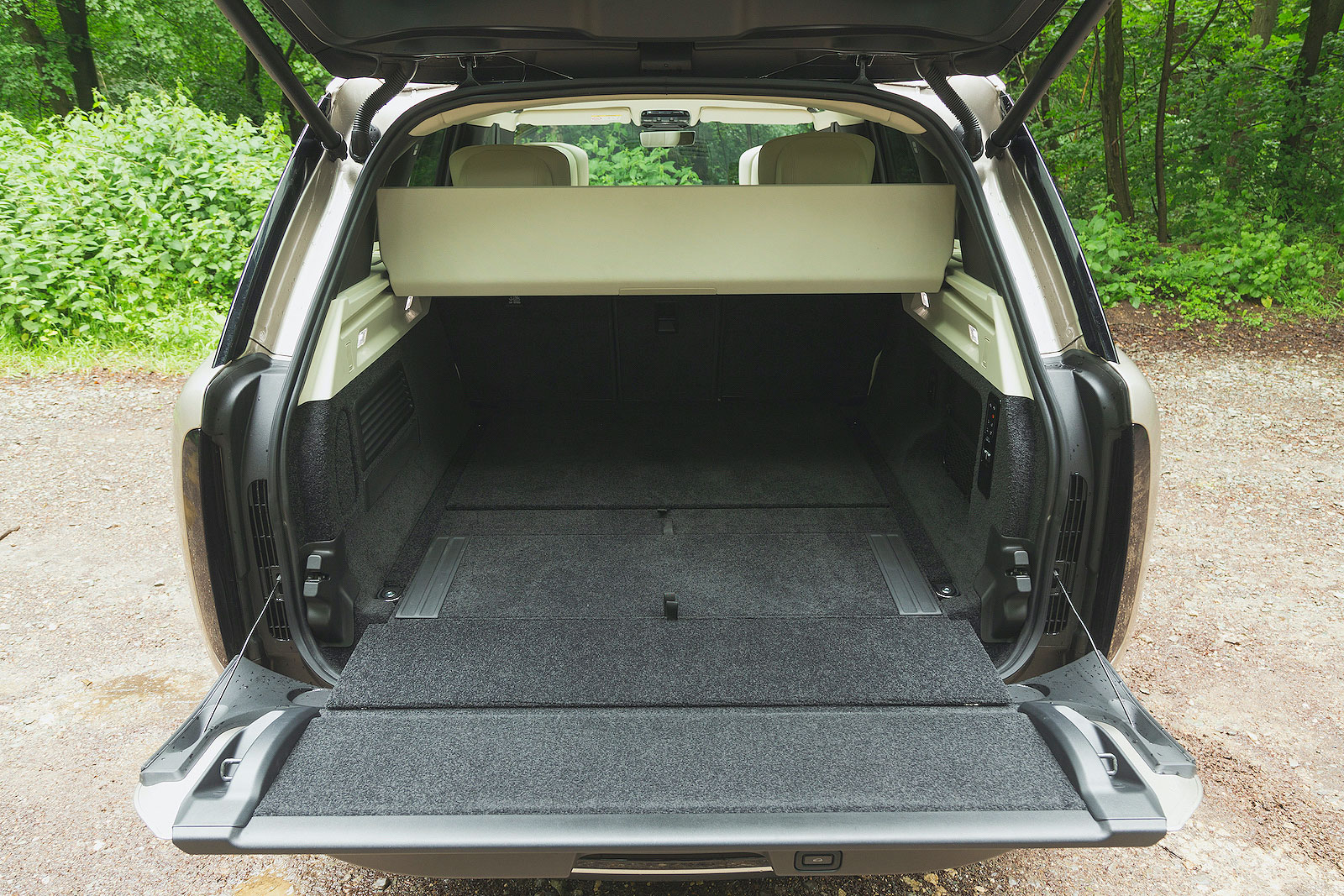 Used Range Rover 2022-present boot