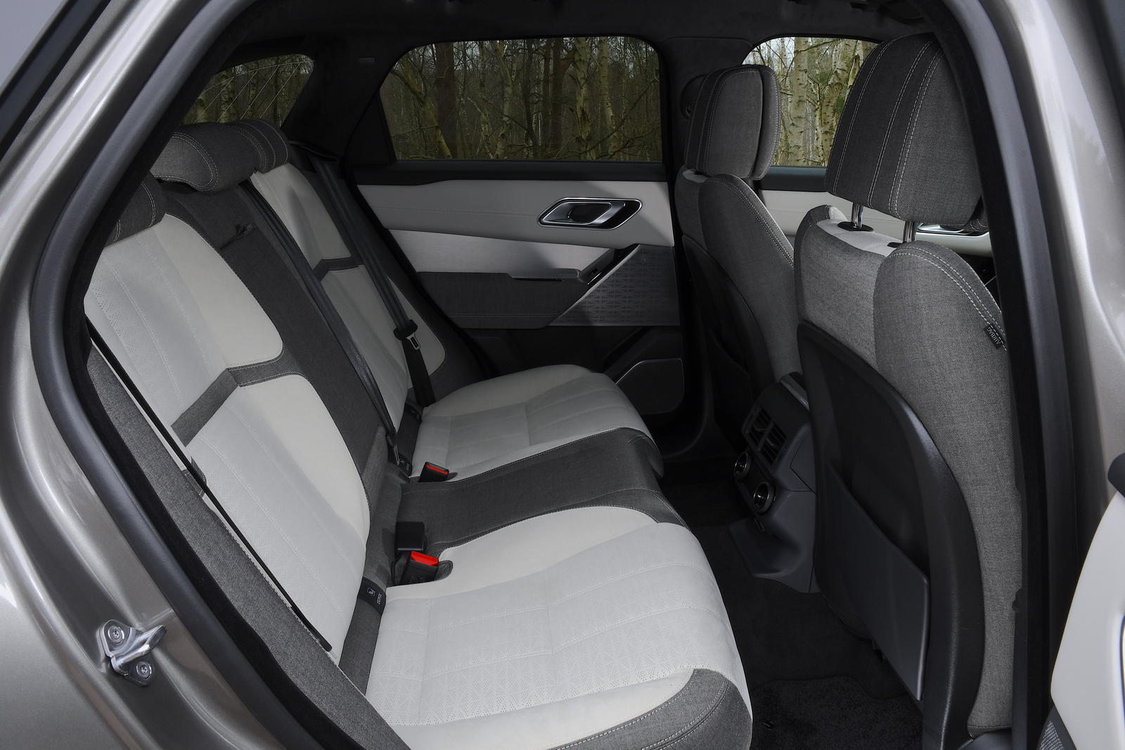 Used Range Rover Velar 2017-present back seats