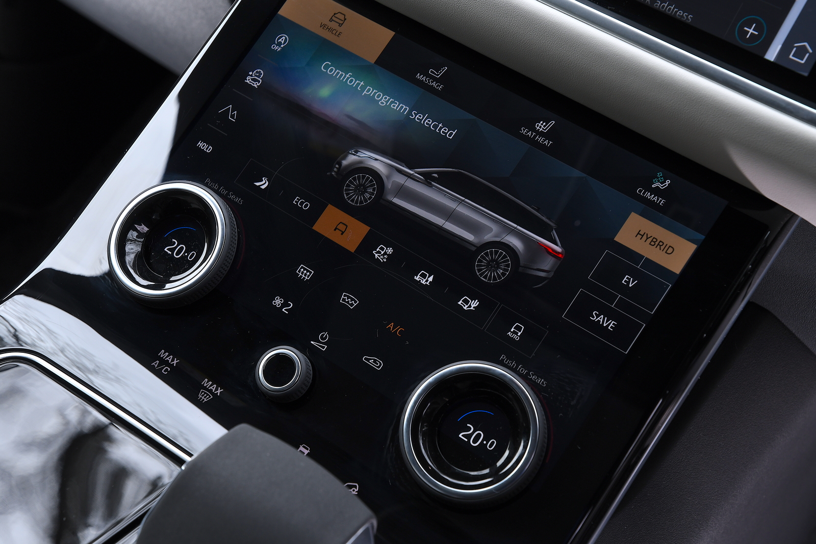 Used Range Rover Velar 2017-present climate controls