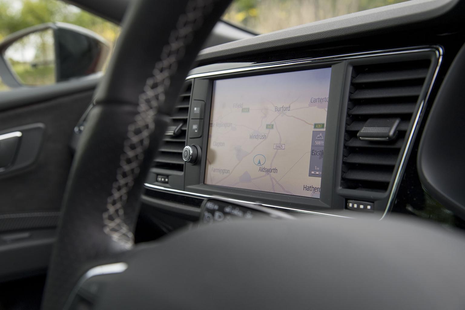 Used Seat Leon Estate 2013-2020 infotainment
