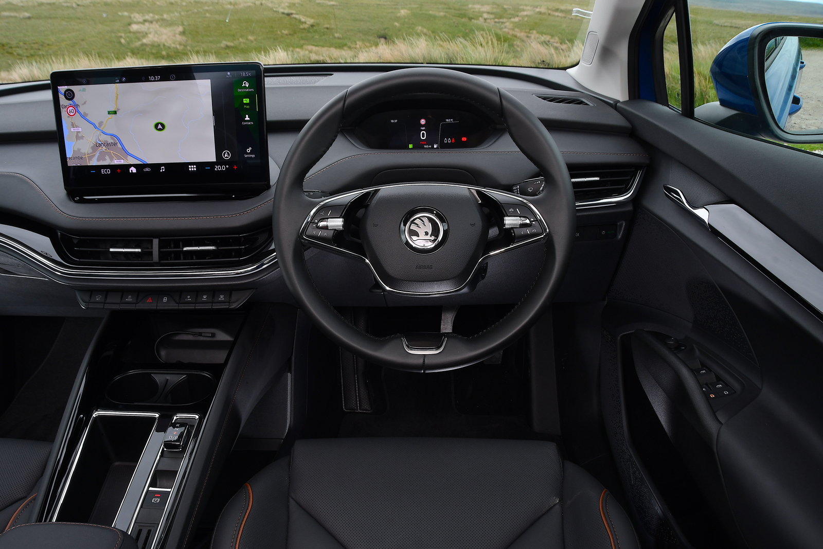 Used Skoda Enyaq 2021-present interior dashboard