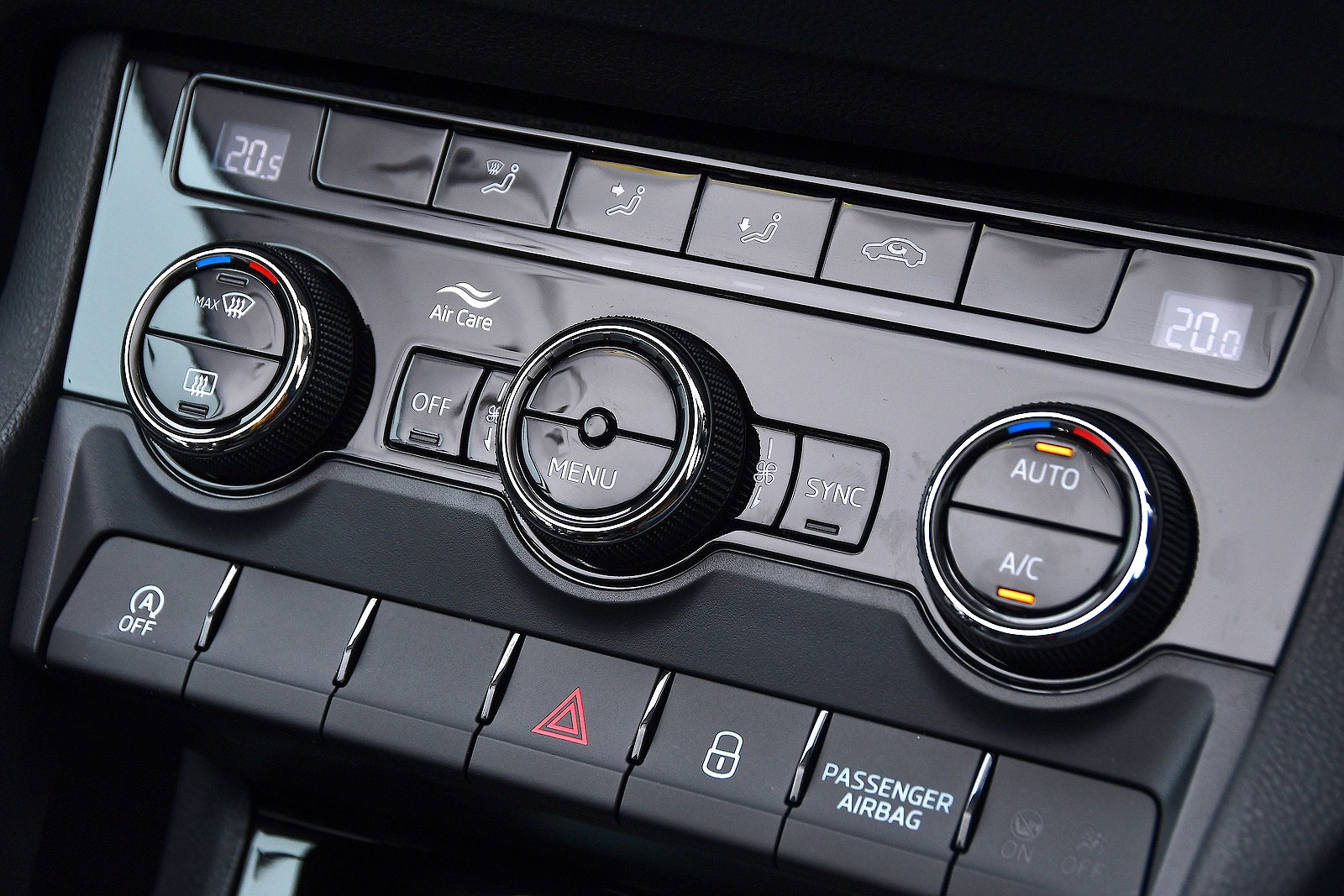 Used Skoda Karoq 2017-present climate controls