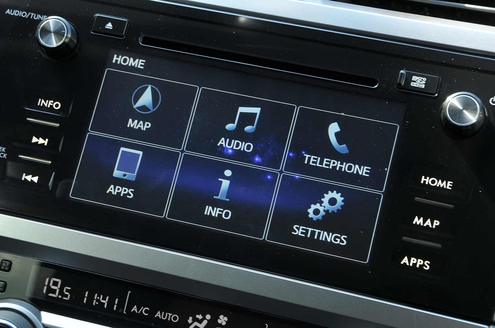Used Subaru Outback 2015-2021 touchscreen infotainment