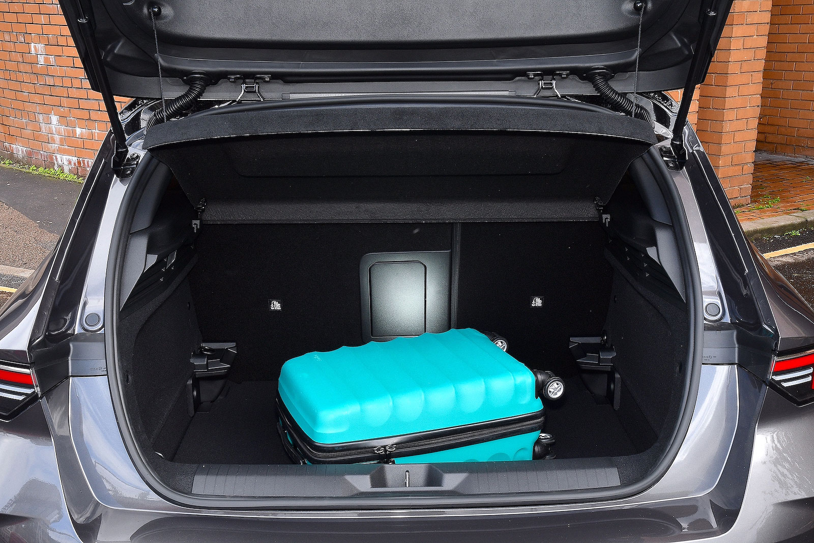 Used Vauxhall Astra 2022-present boot