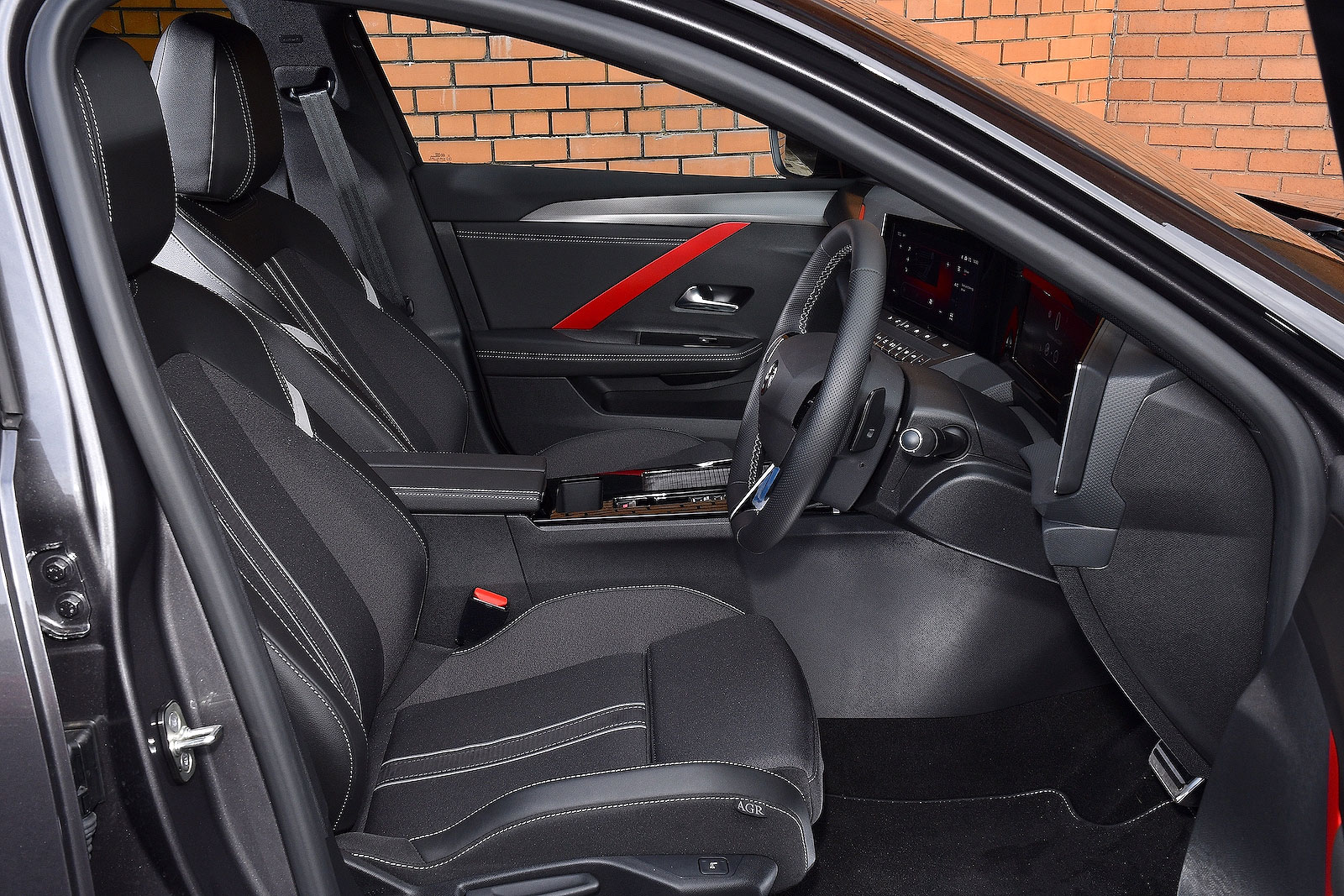 Used Vauxhall Astra 2022-present front seats