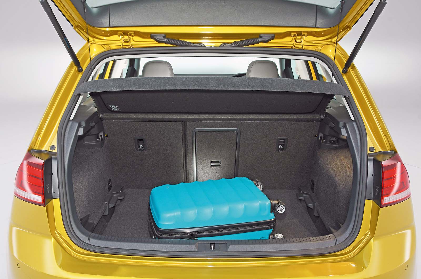 Used Volkswagen Golf 2013-2020 boot
