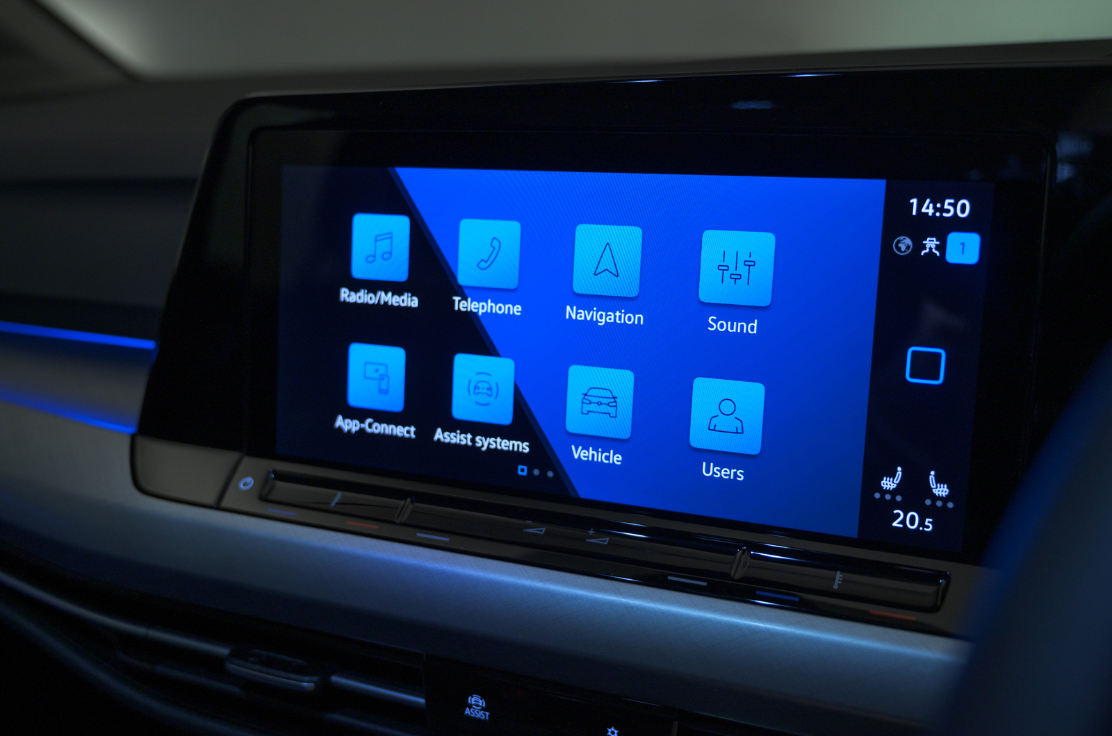 Used Volkswagen Golf Mk8 2020-present touchscreen