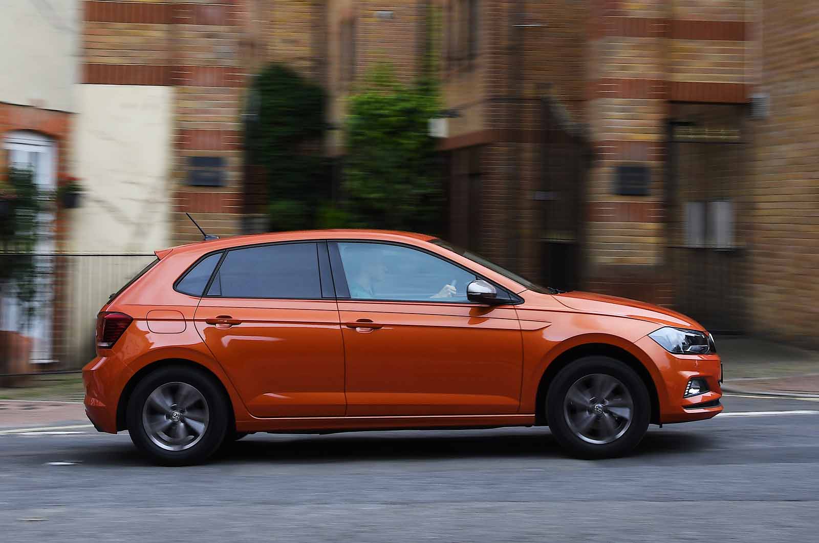 Used Volkswagen Polo 2018-present panning shot orange