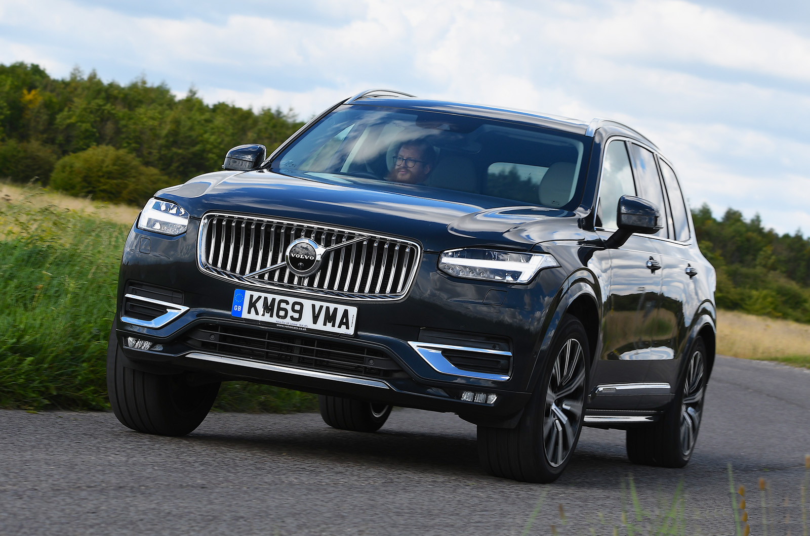 Used Volvo XC90 2015-present front cornering grey