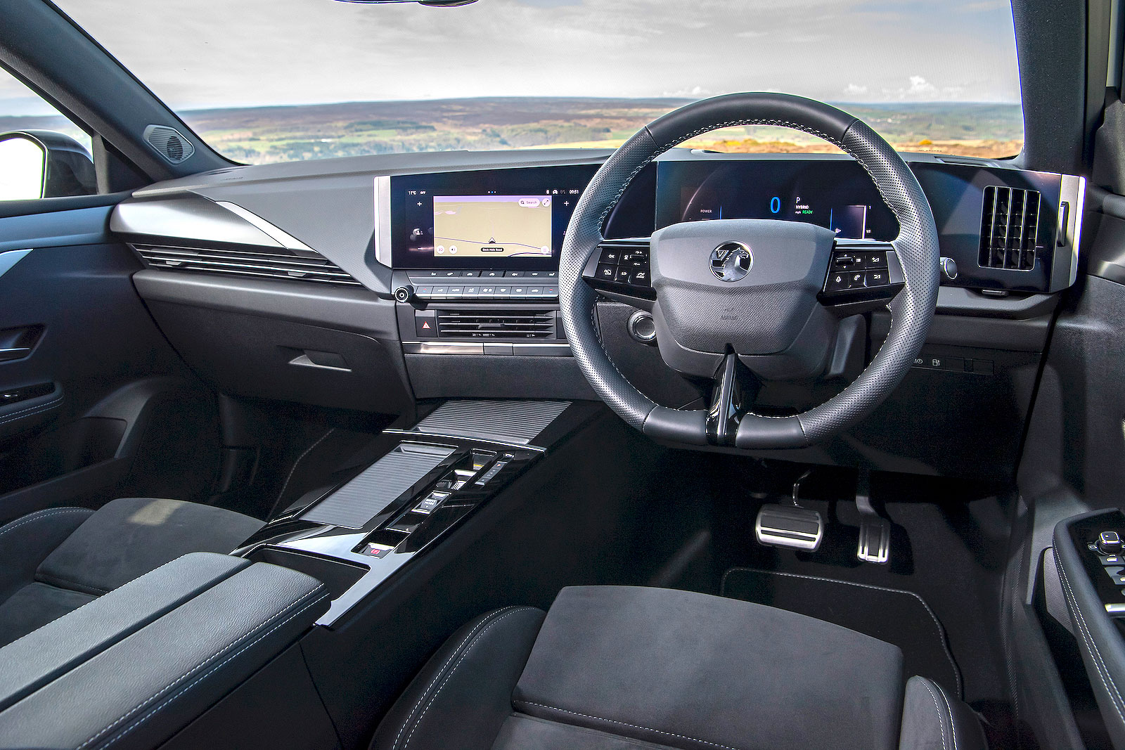 Vauxhall Astra GSe interior dashboard