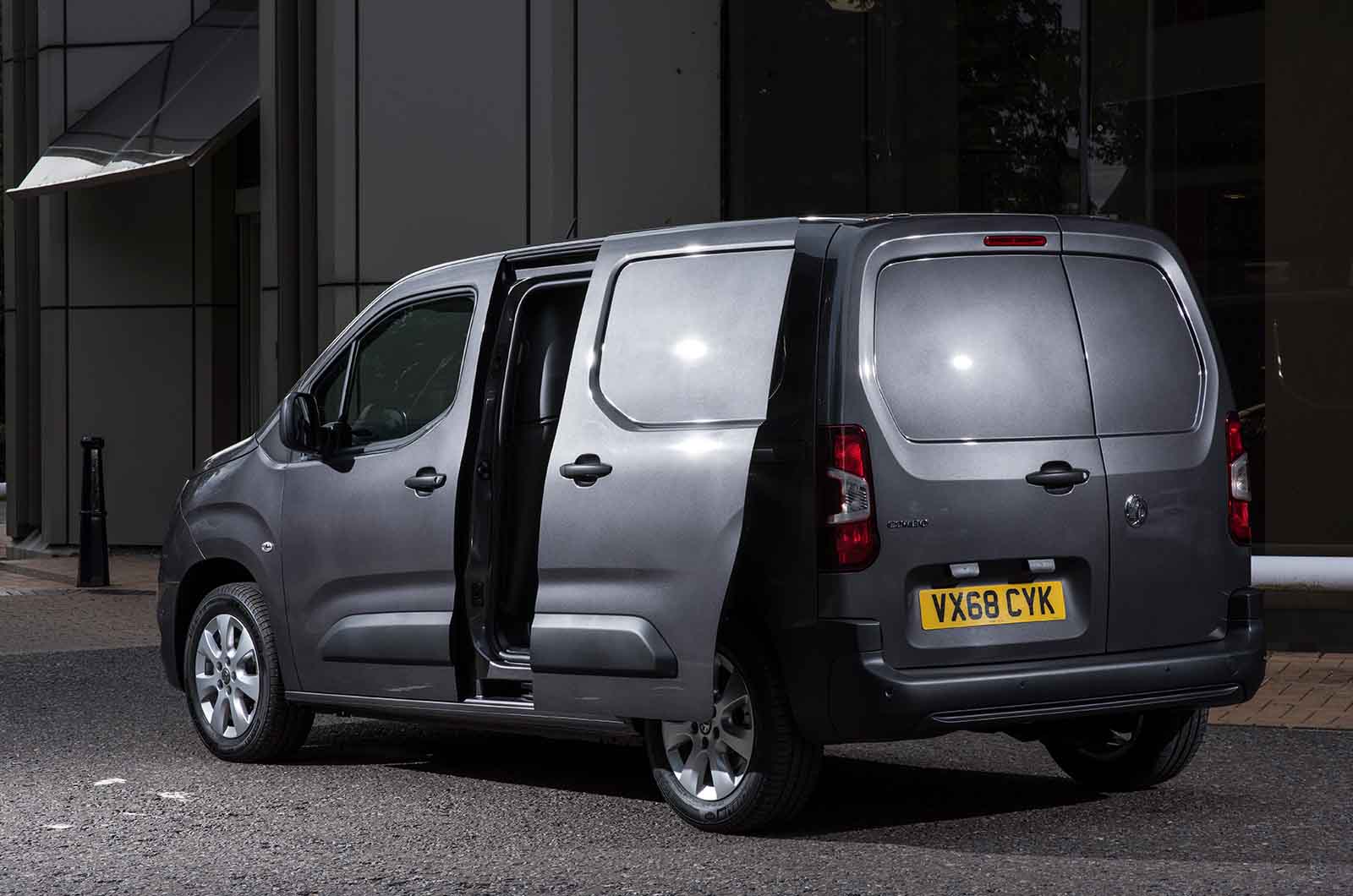 Vauxhall Combo Cargo 4x4 side opening
