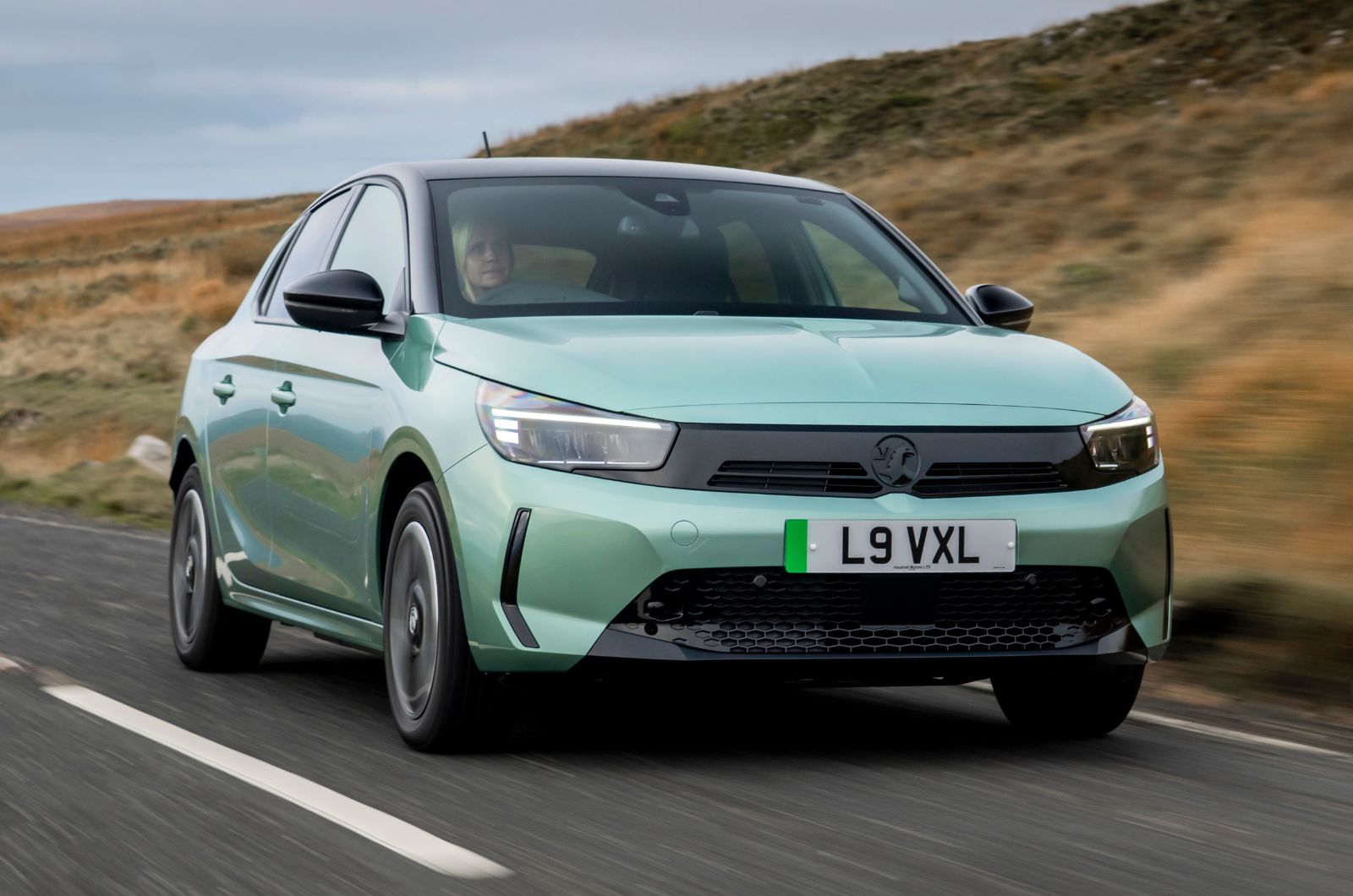 Vauxhall Corsa Electric front dynamic