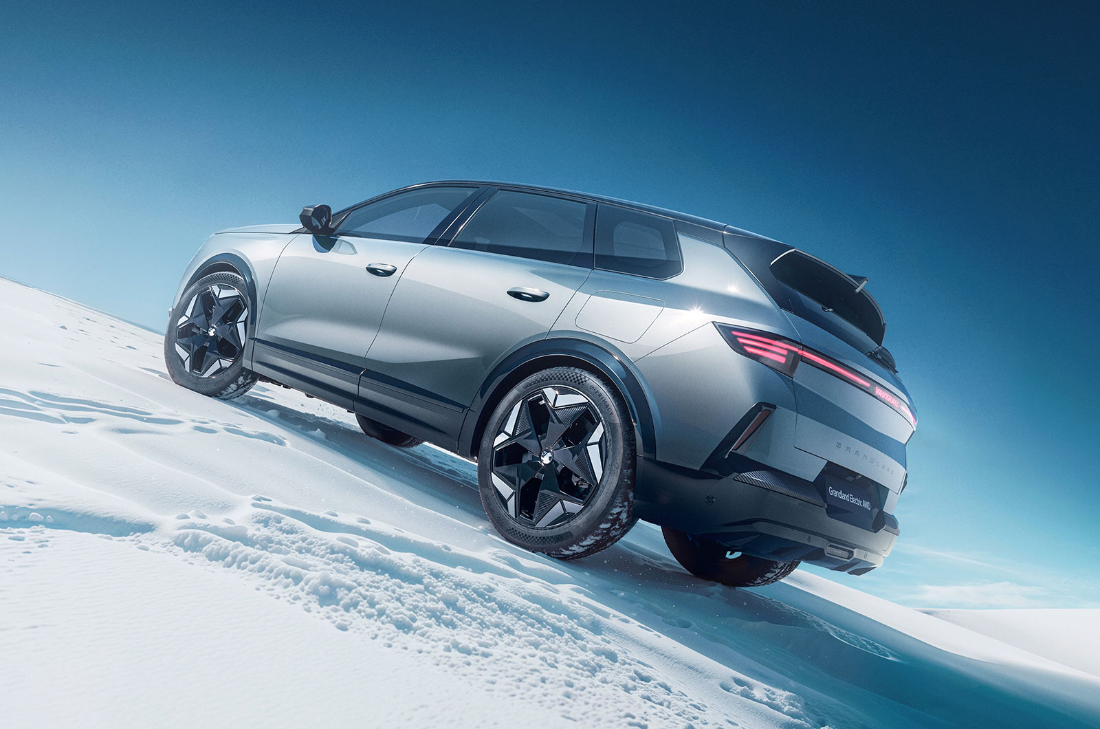 Vauxhall Grandland Electric AWD rear static
