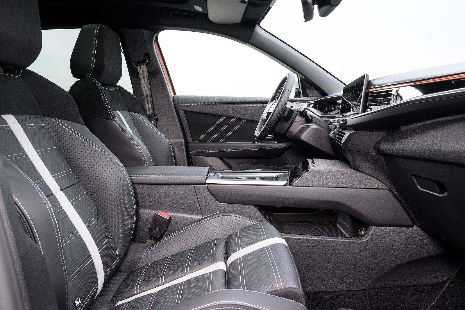Vauxhall Grandland front seats