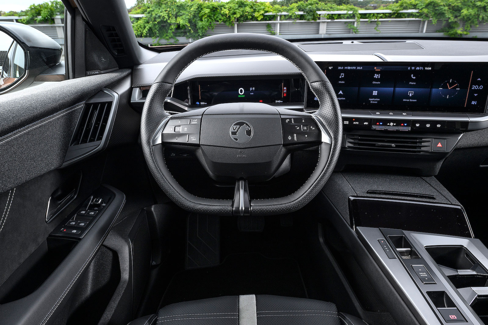 Vauxhall Grandland steering wheel