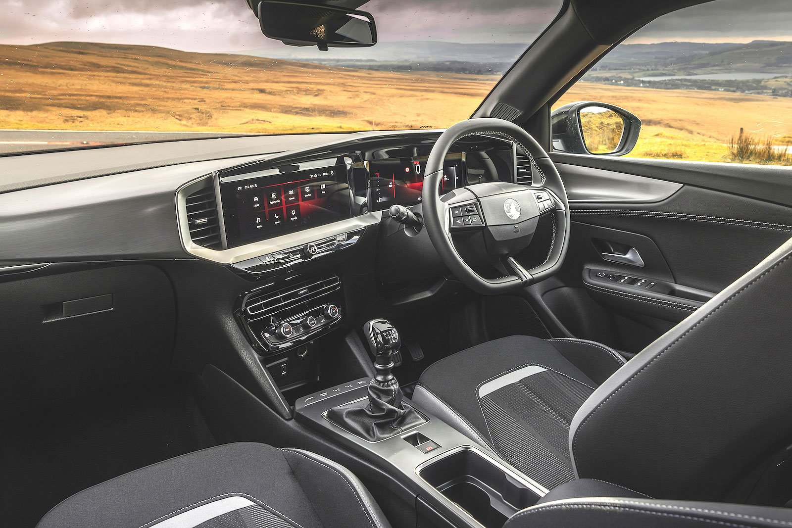 Vauxhall Mokka dashboard