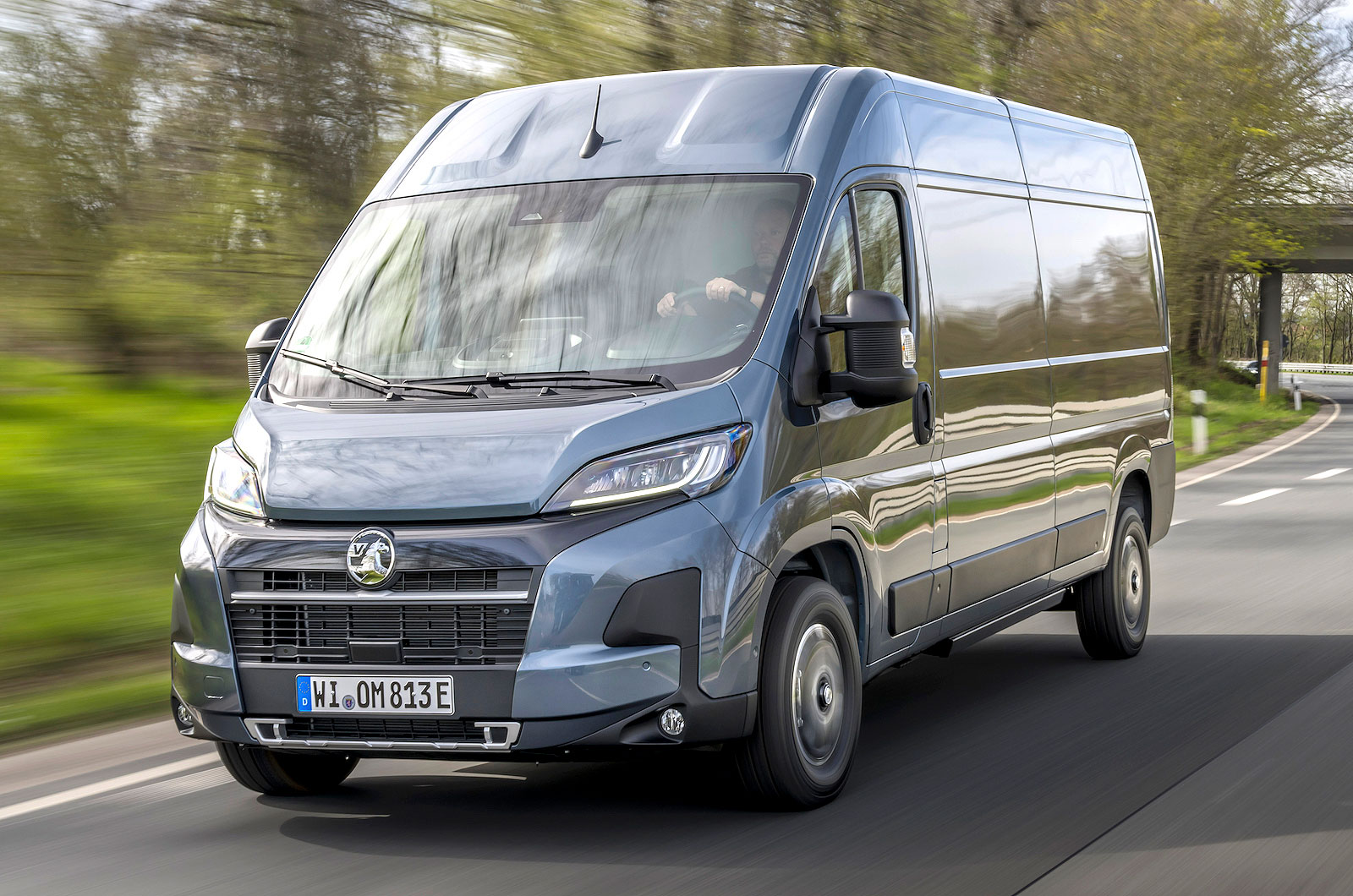 Vauxhall Movano Electric front left driving