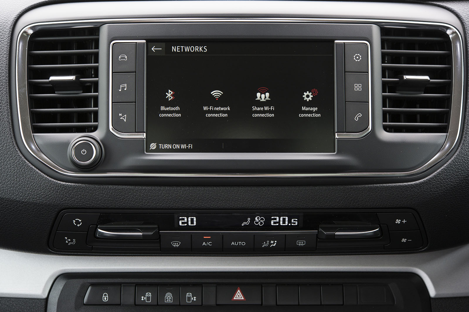 Vauxhall Vivaro-e Life infotainment system