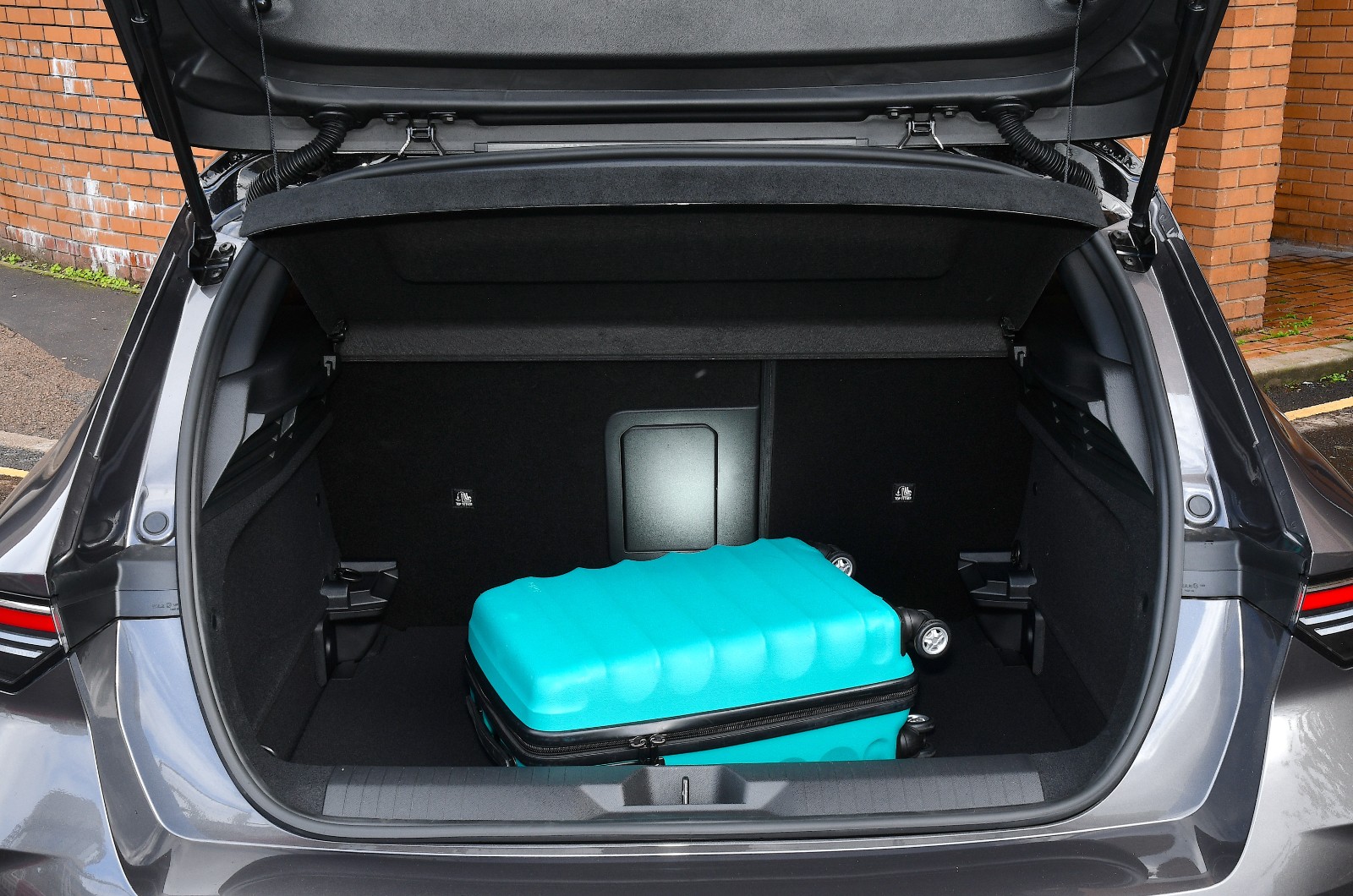 New Vauxhall Astra boot space