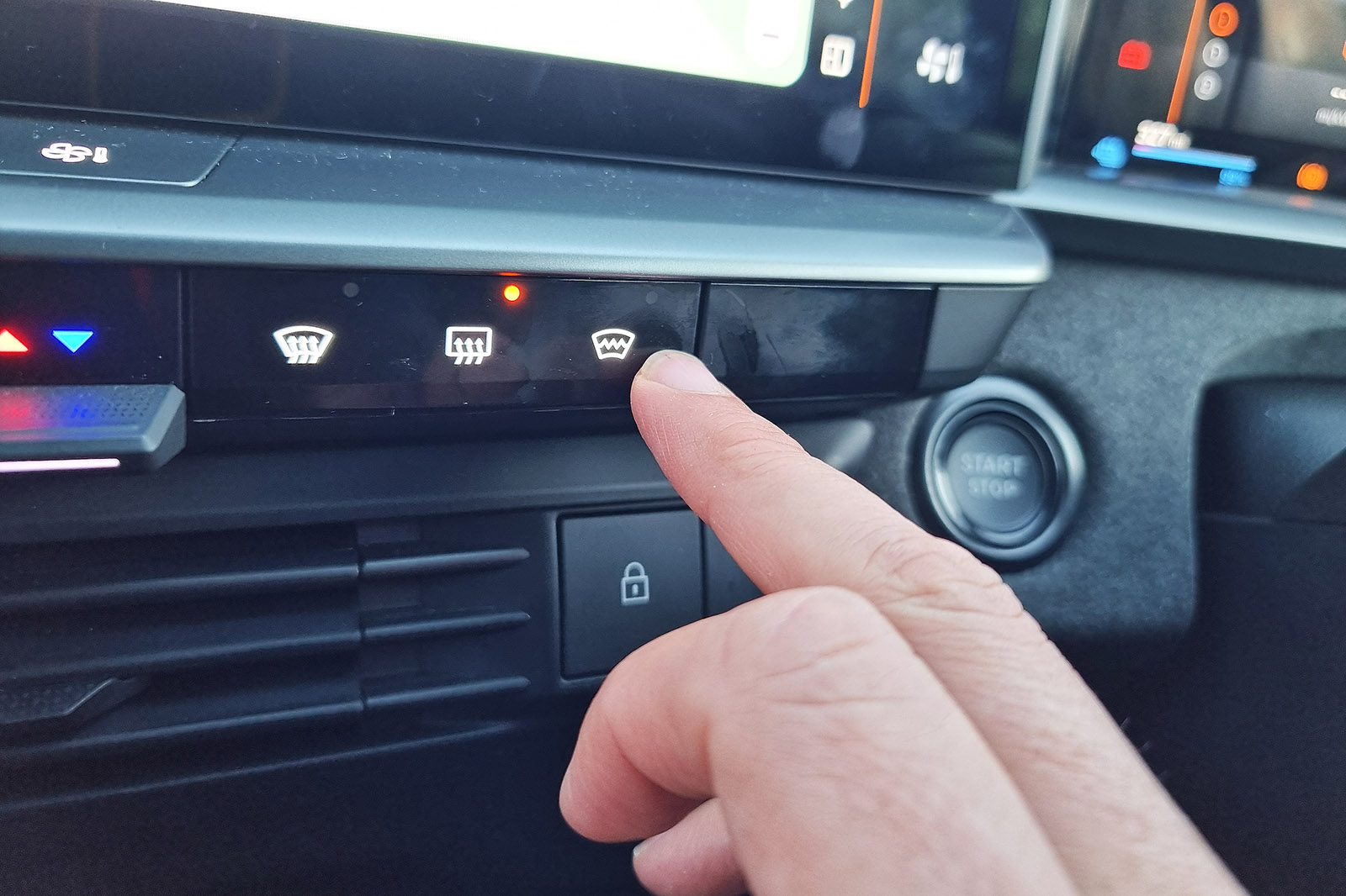 Vauxhall Grandland Electric long-term test heated windscreen