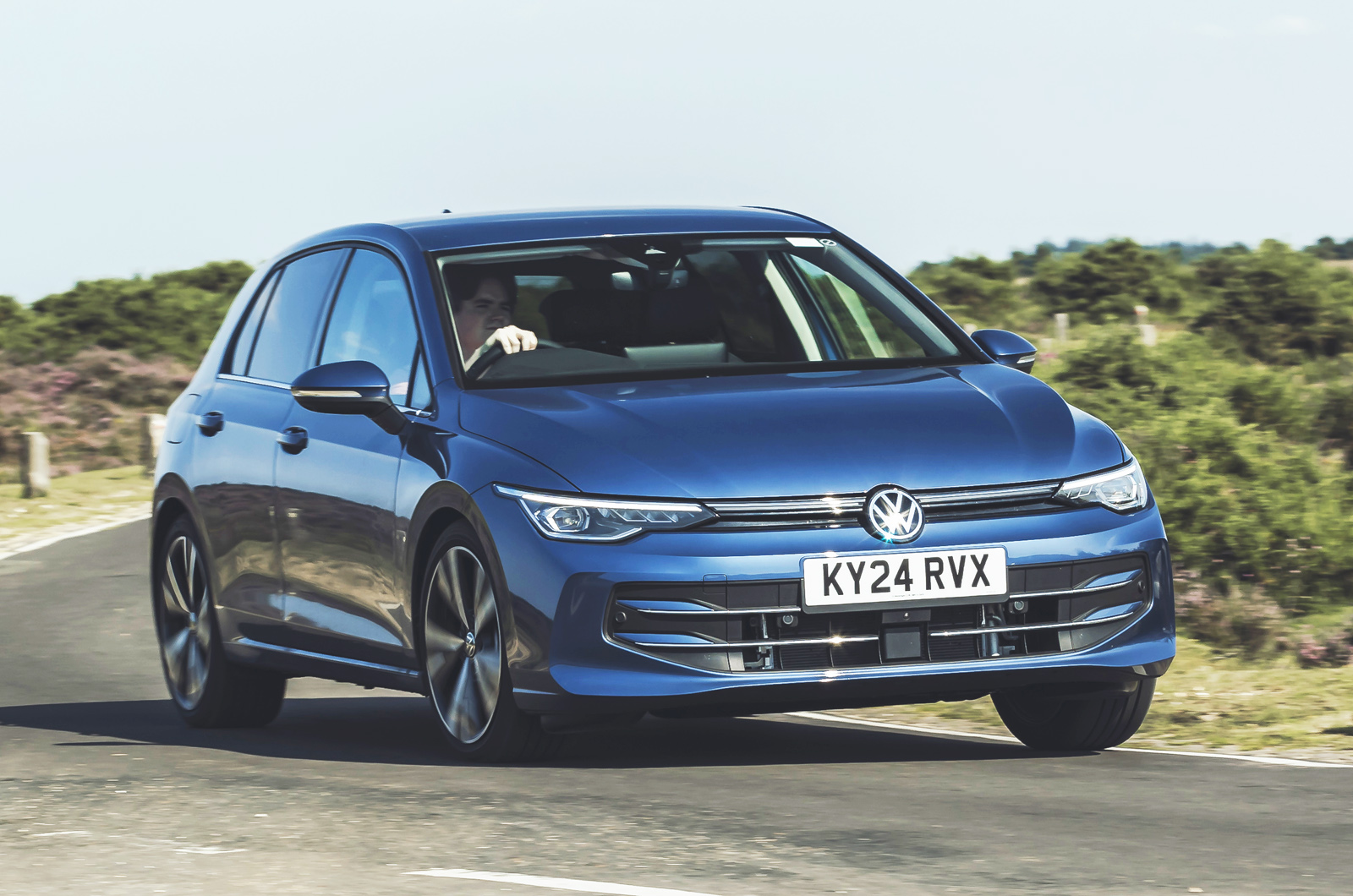 Volkswagen Golf front cornering