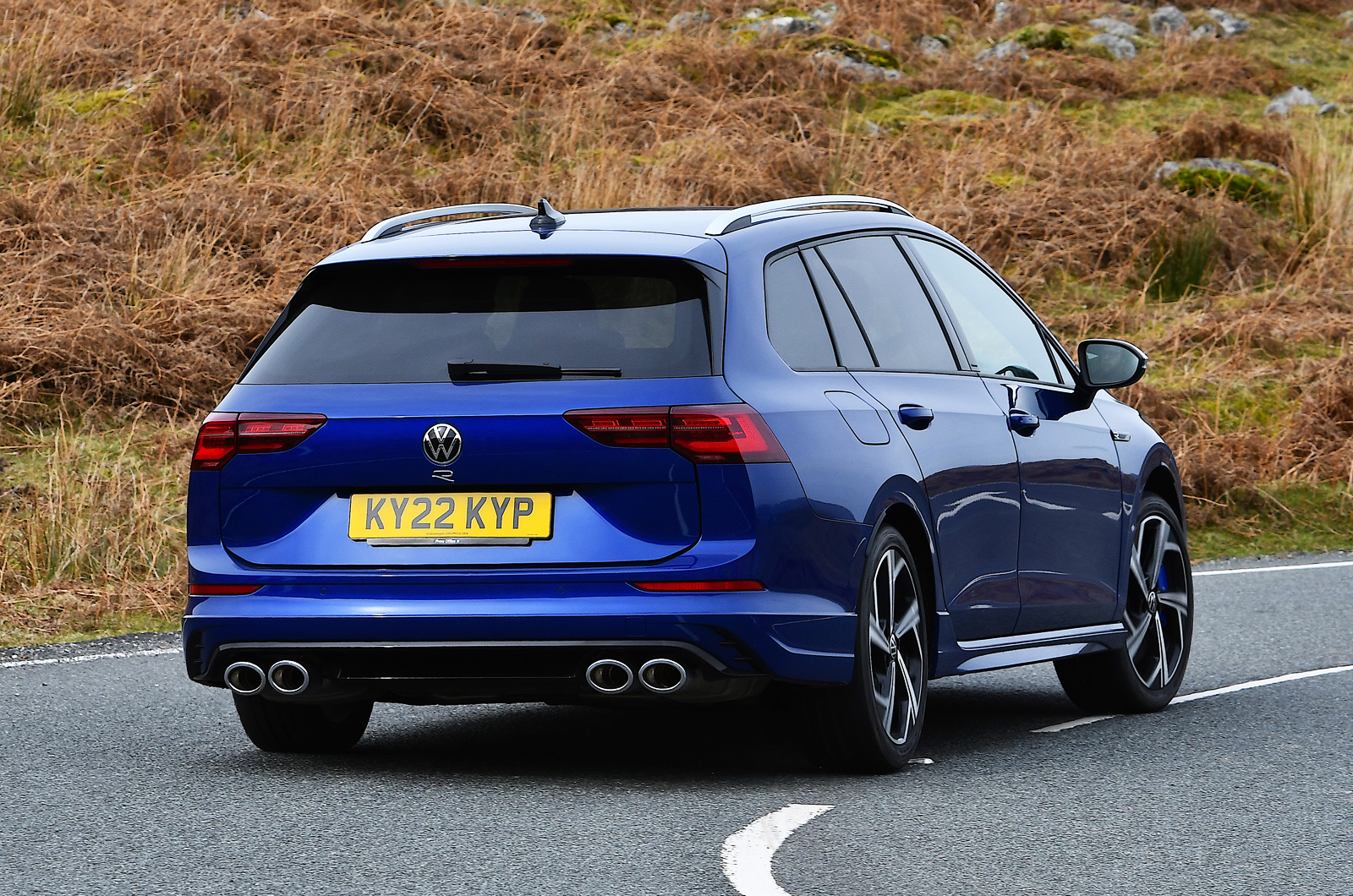 Volkswagen Golf R Estate 2022 rear