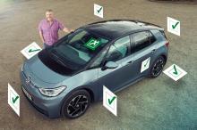 volkswagen_id_3_lt_with_coloured_ticks