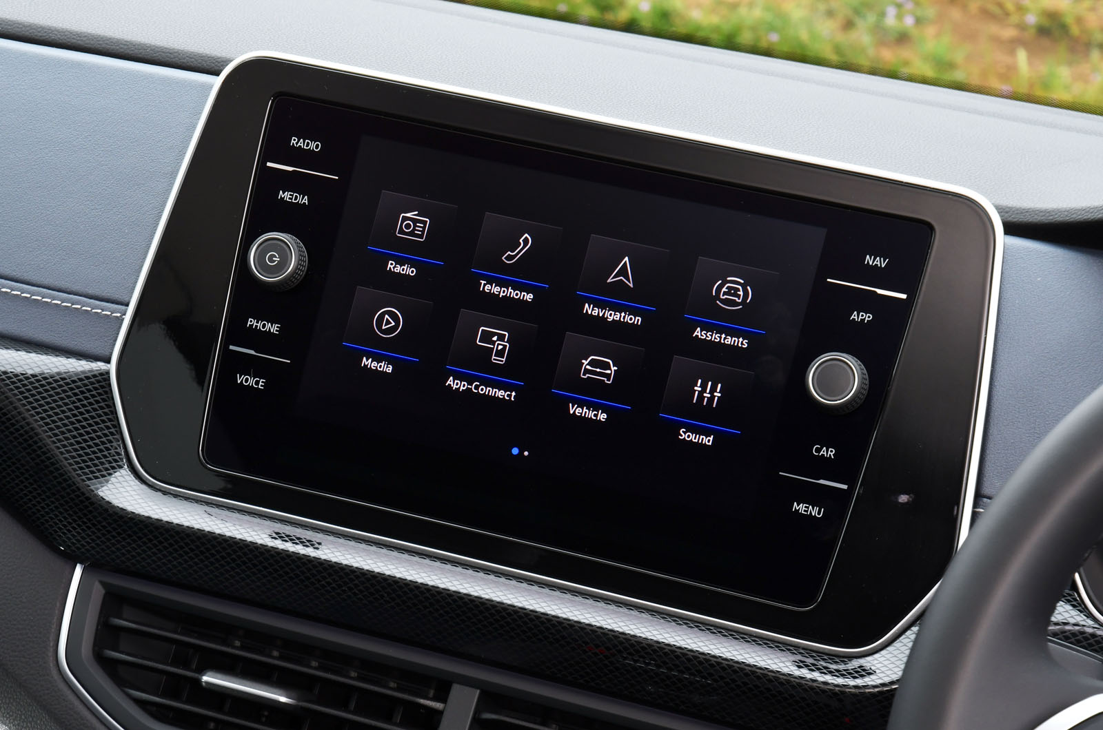 Volkswagen T-Cross touchscreen