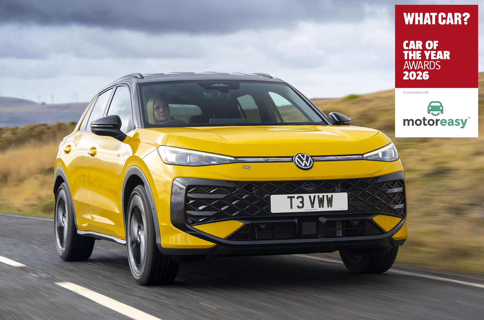 Volkswagen T-Roc front driving with Awards logo