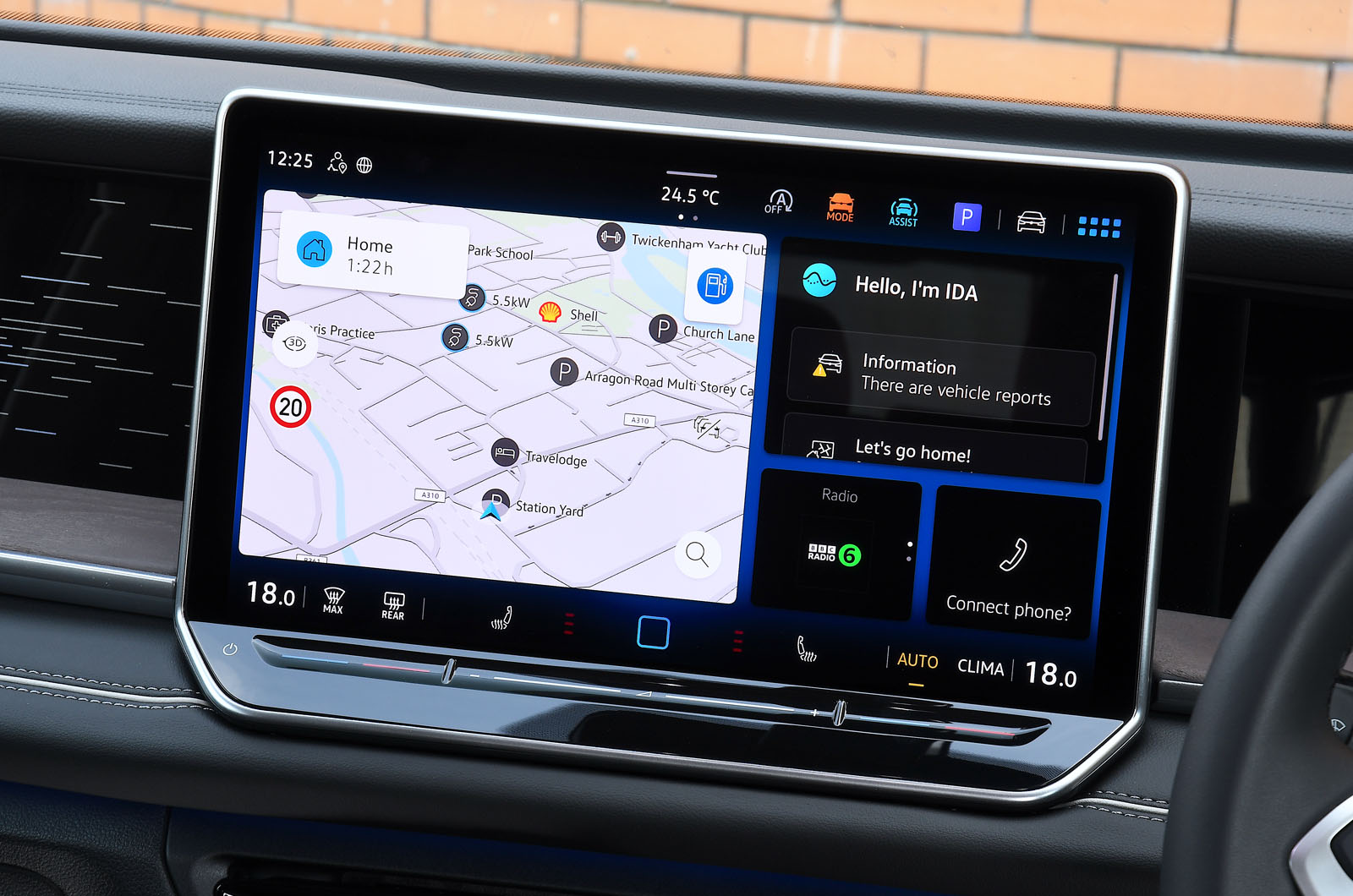 Volkswagen Tayron touchscreen