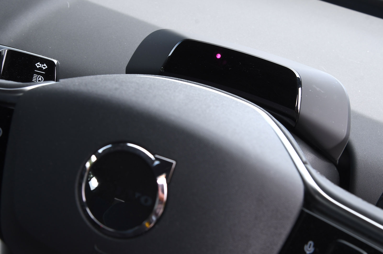 Volvo-EX30-DMS-camera