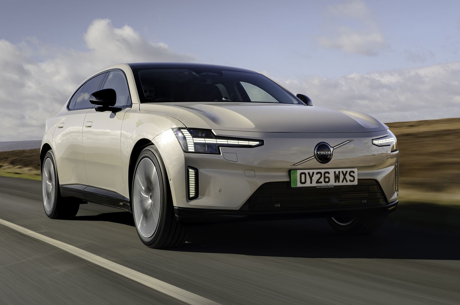 Volvo ES90 driving front right