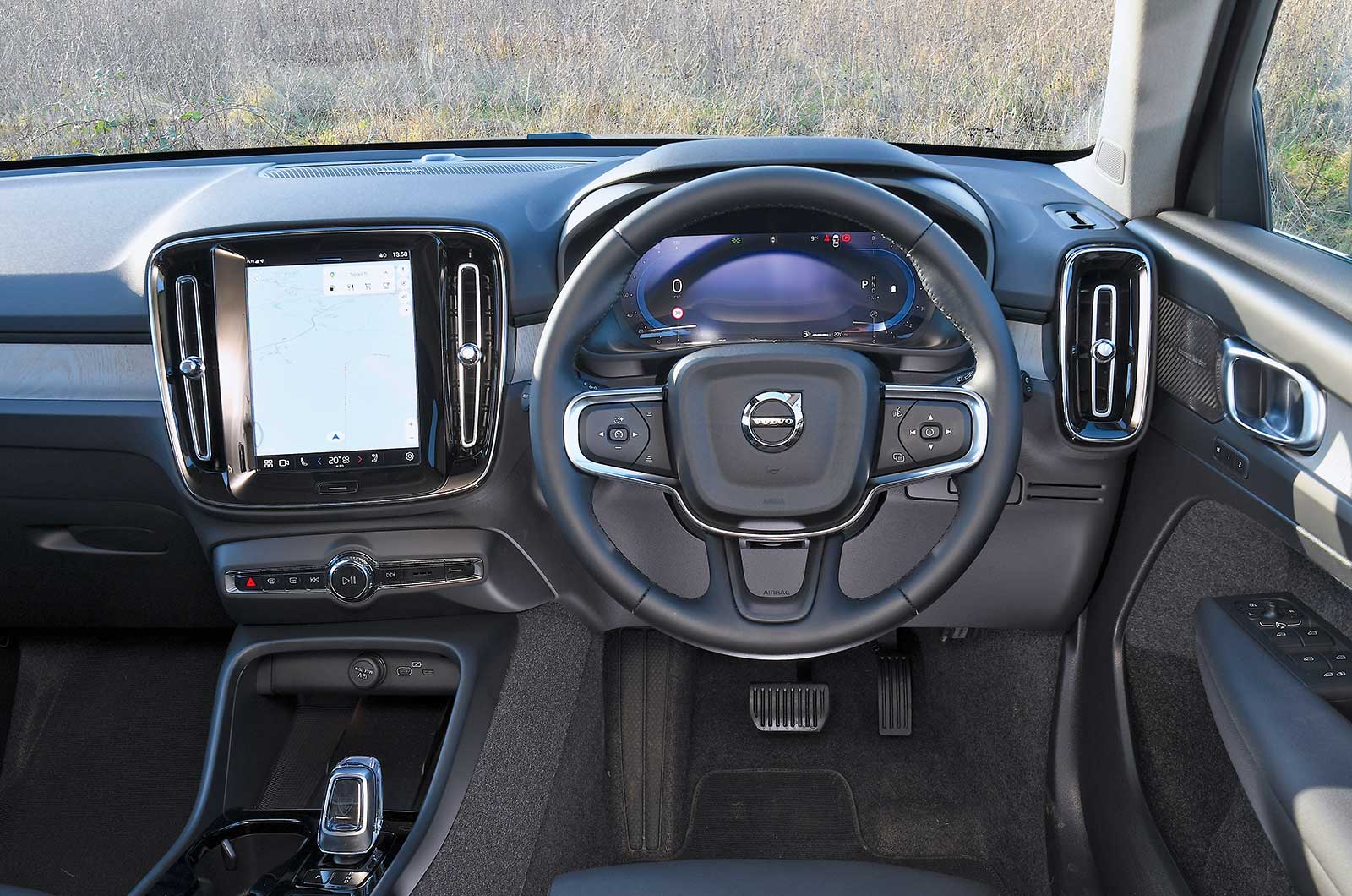 Volvo XC40 interior