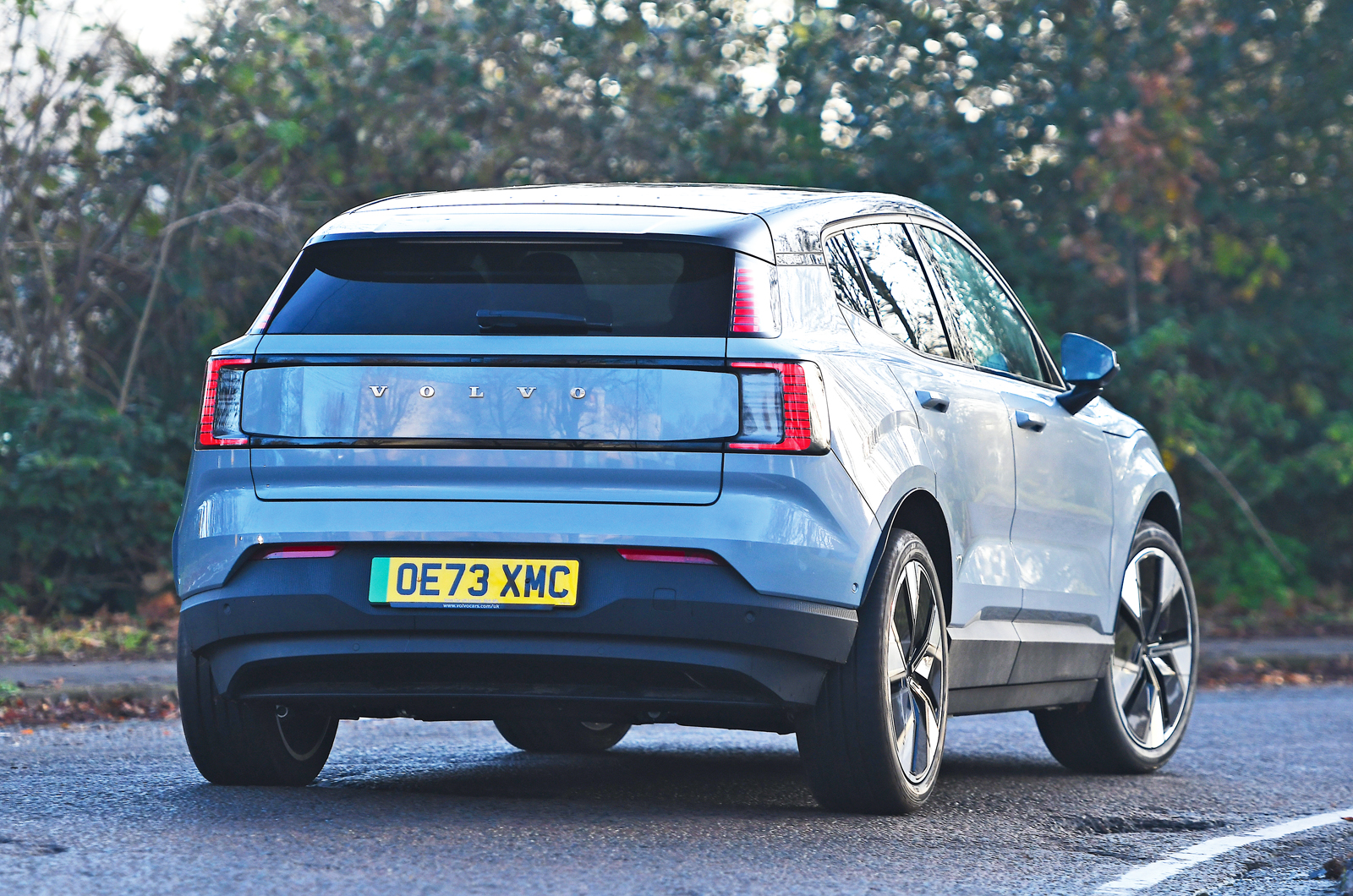 Volvo EX30 rear cornering