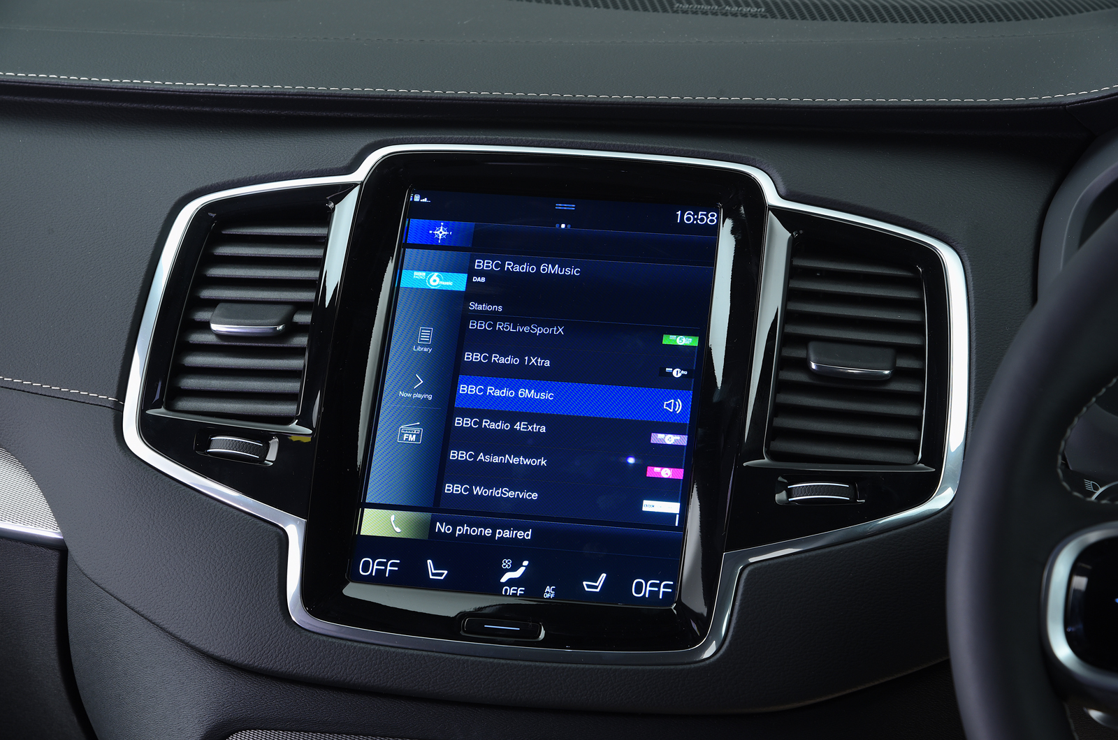 Volvo XC90 T8 infotainment system - 69-plate car