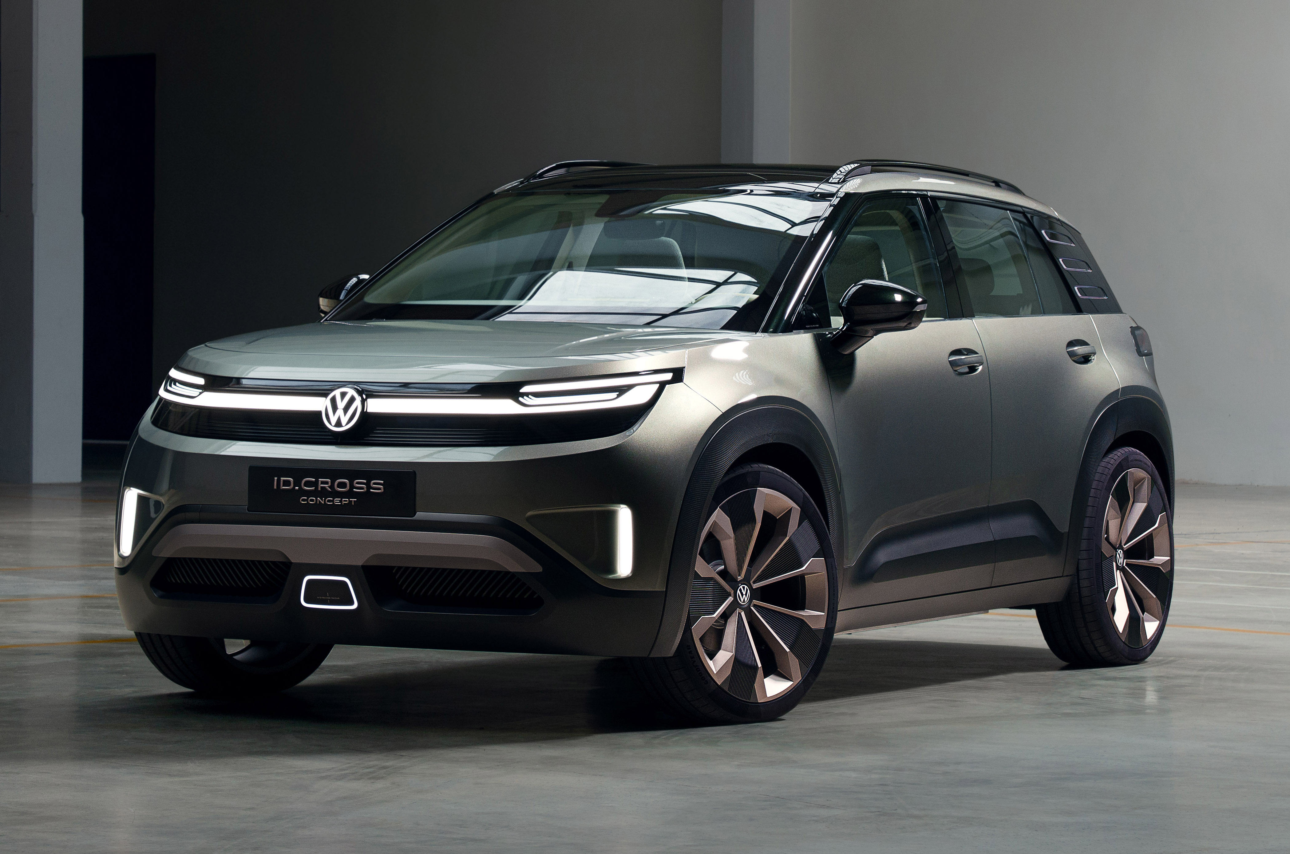 Volkswagen ID Cross concept front static