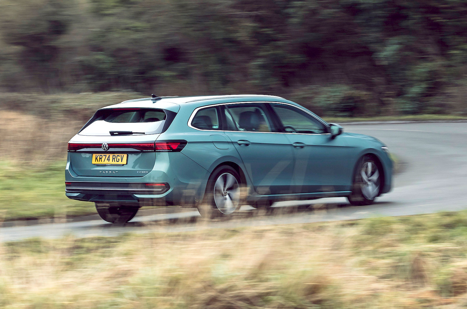 VW Passat rear right driving
