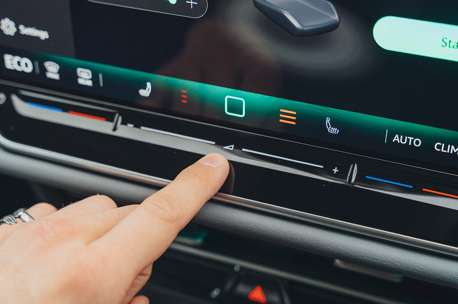 VW Passat touch-sensitive controls