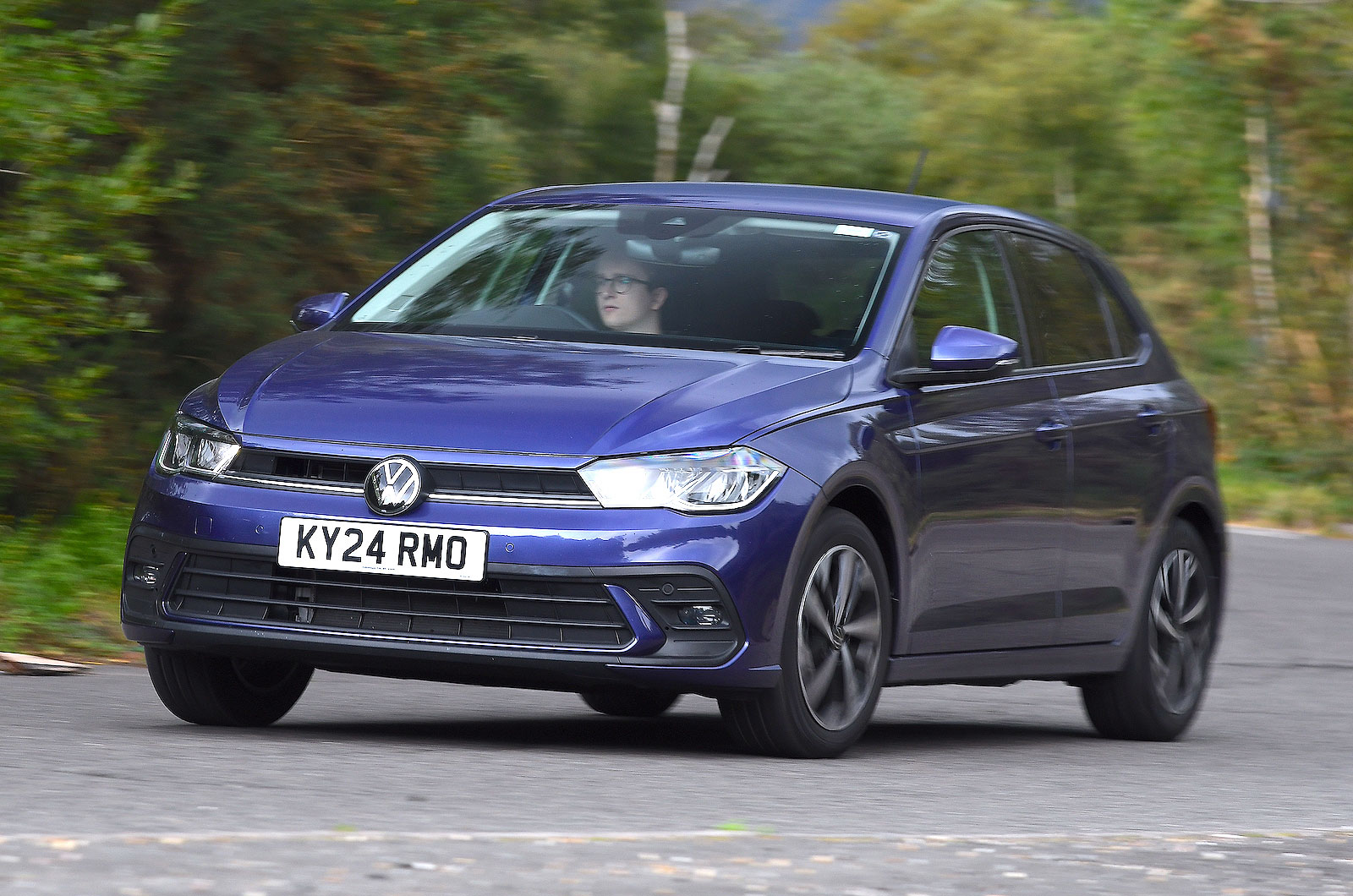 VW Polo front cornering