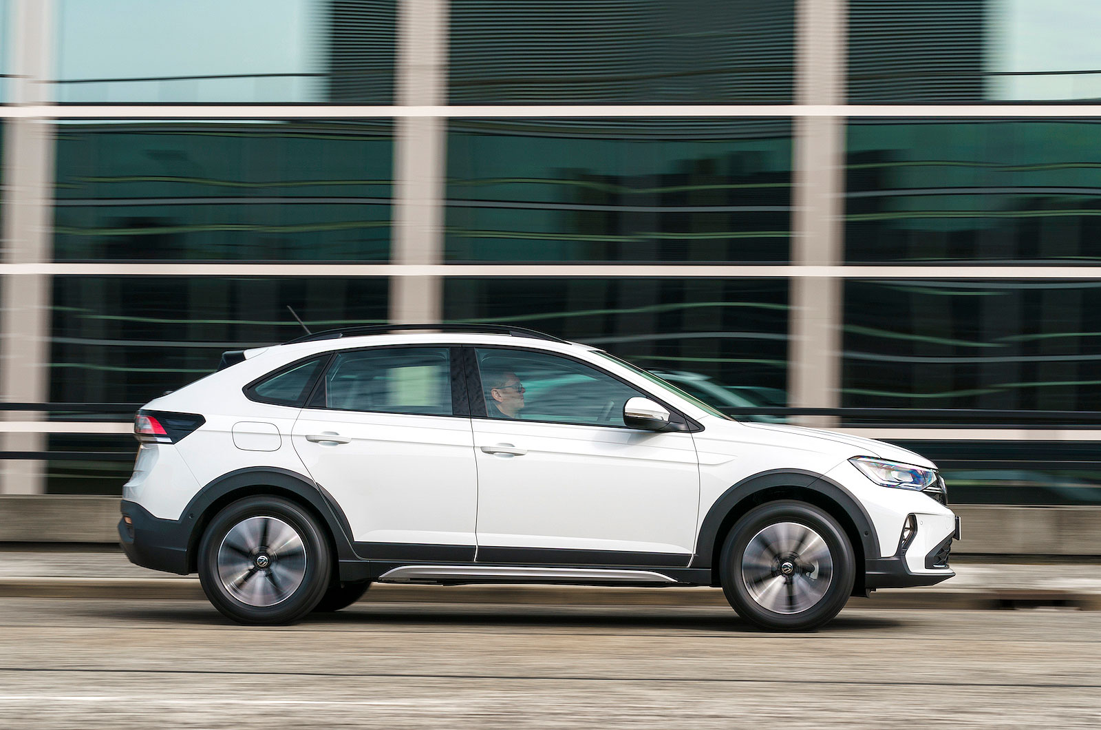 VW Taigo right driving